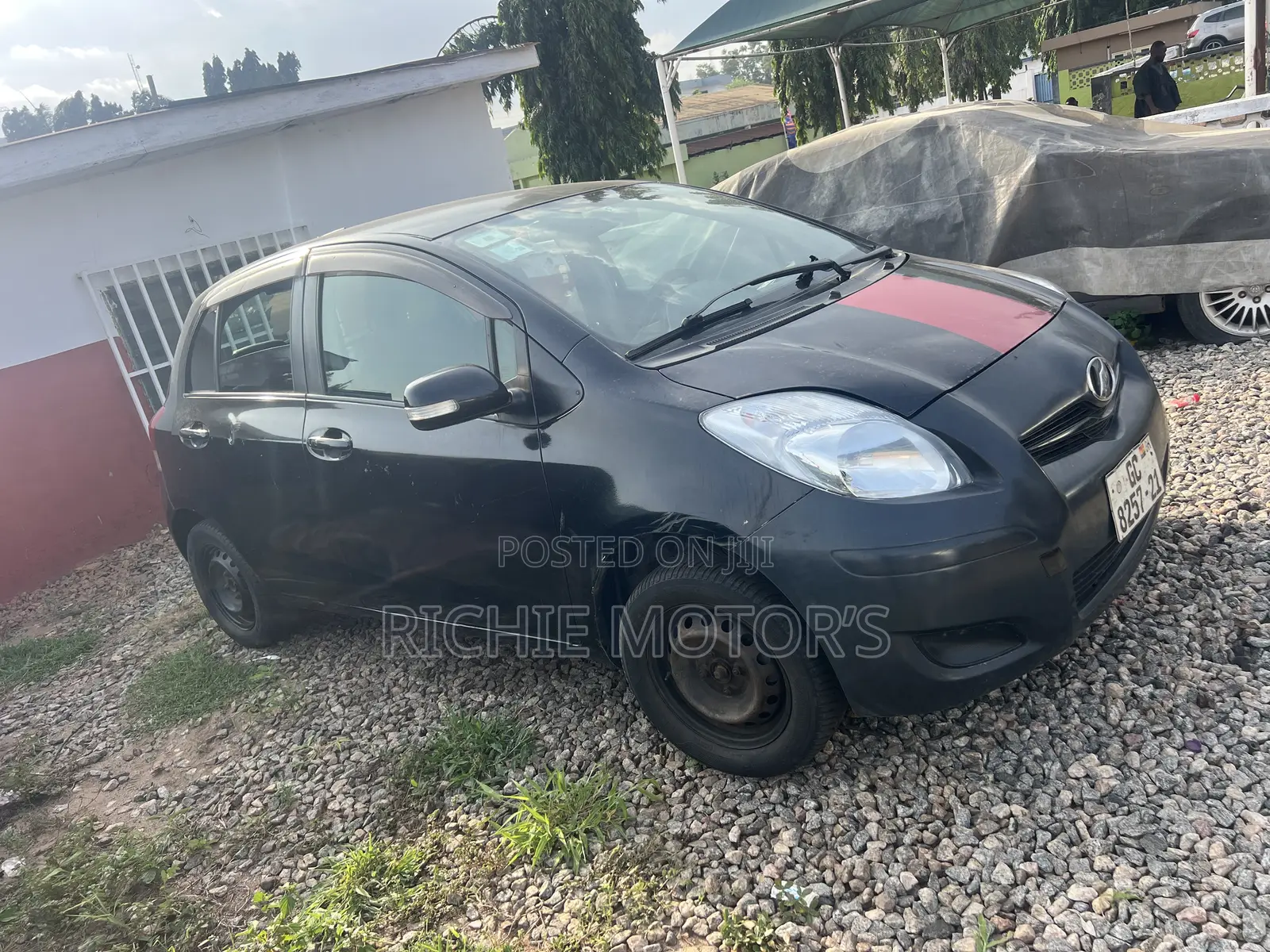 Toyota Vitz 1.0 FWD 5dr 2010 Black