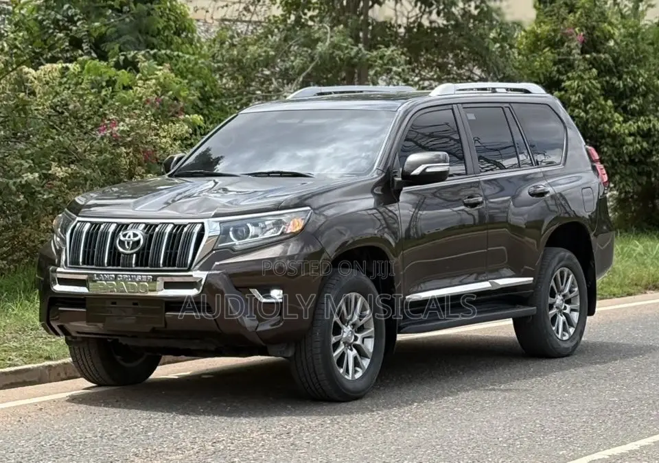 Toyota Land Cruiser Prado 2.7 2022 Brown