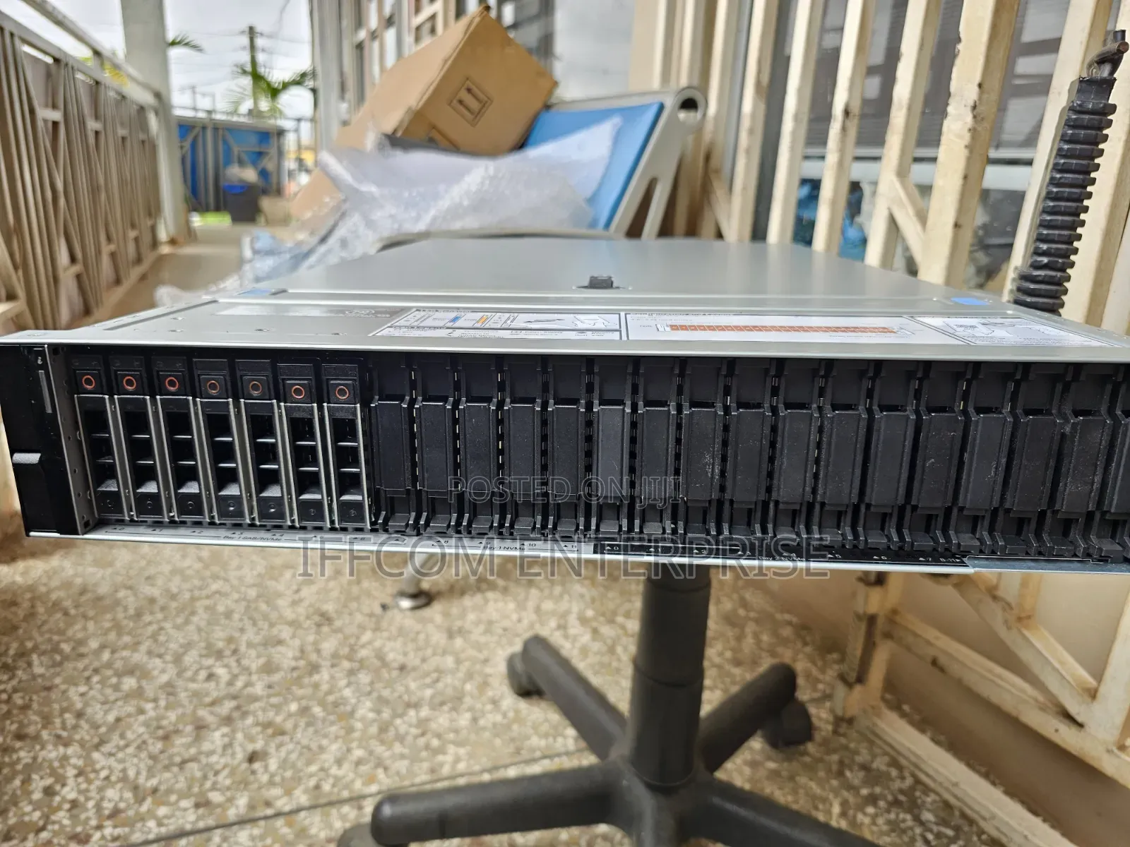 New Server Dell PowerEdge R740 64GB Intel Xeon HDD 2T