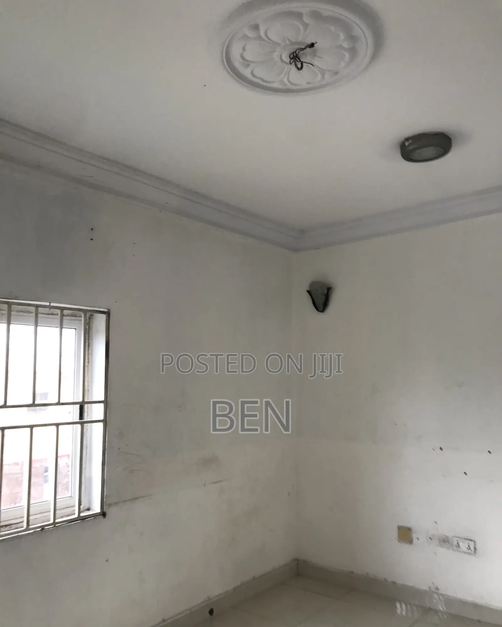 3bdrm Apartment in Lapaz Nii Boi Town for rent