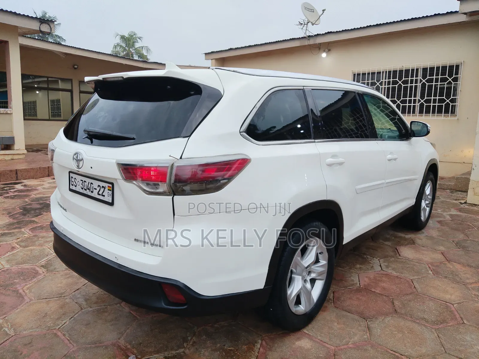 Toyota Highlander Limited 4dr SUV AWD (3.5L 6cyl 6A) 2015 White