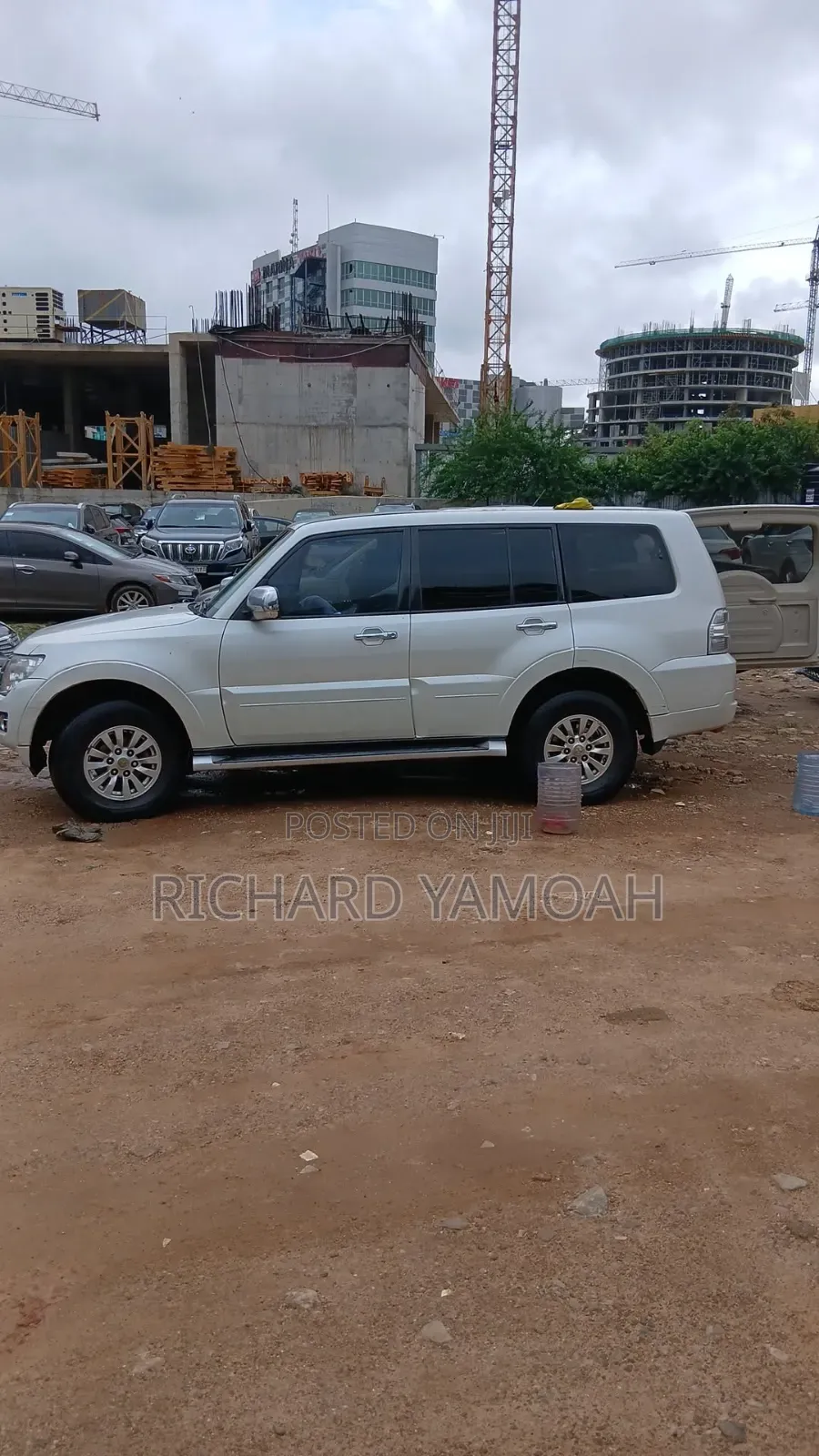 Mitsubishi Pajero 2013 White