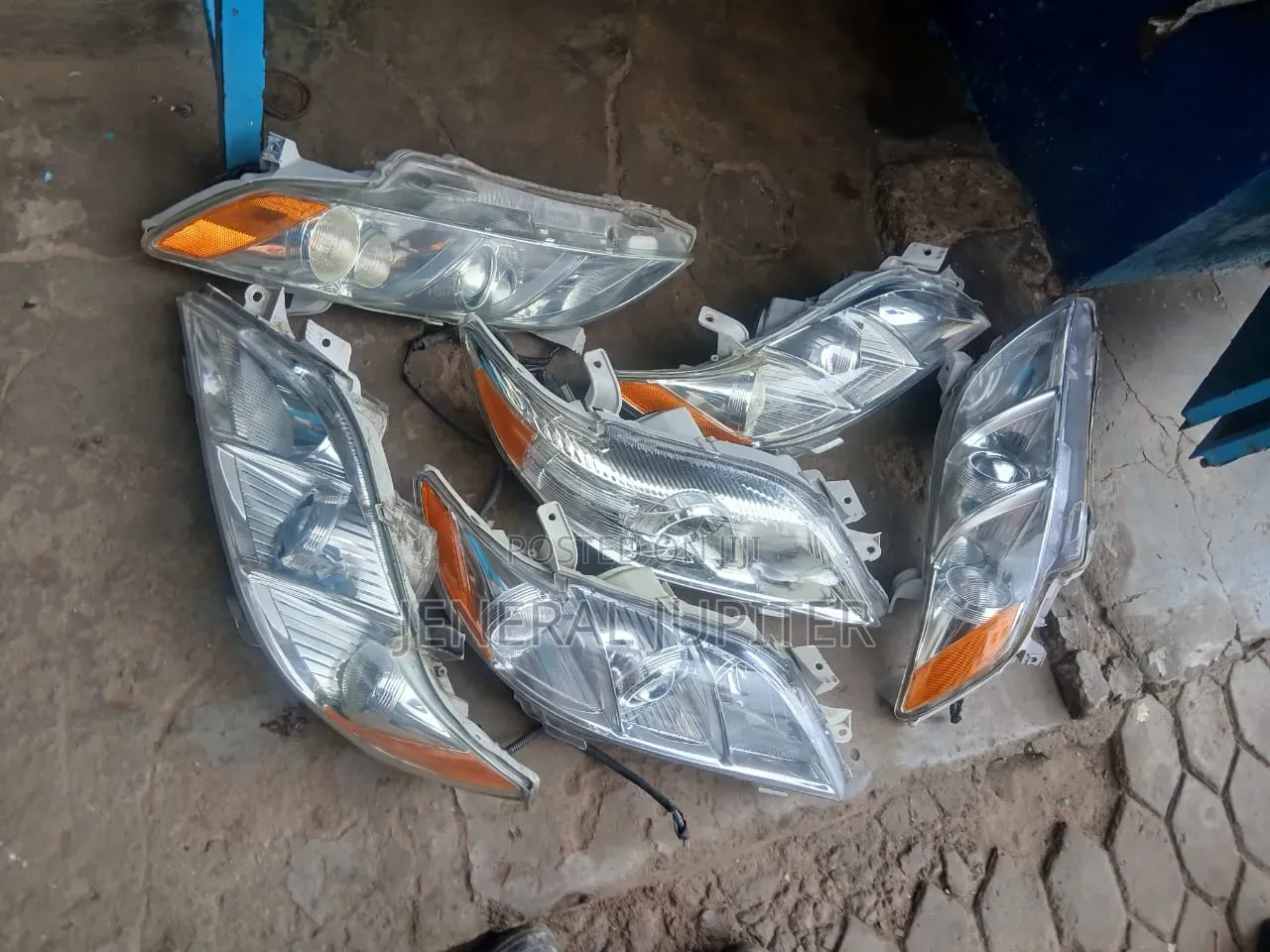 Toyota Camry 2007/8 Headlight.