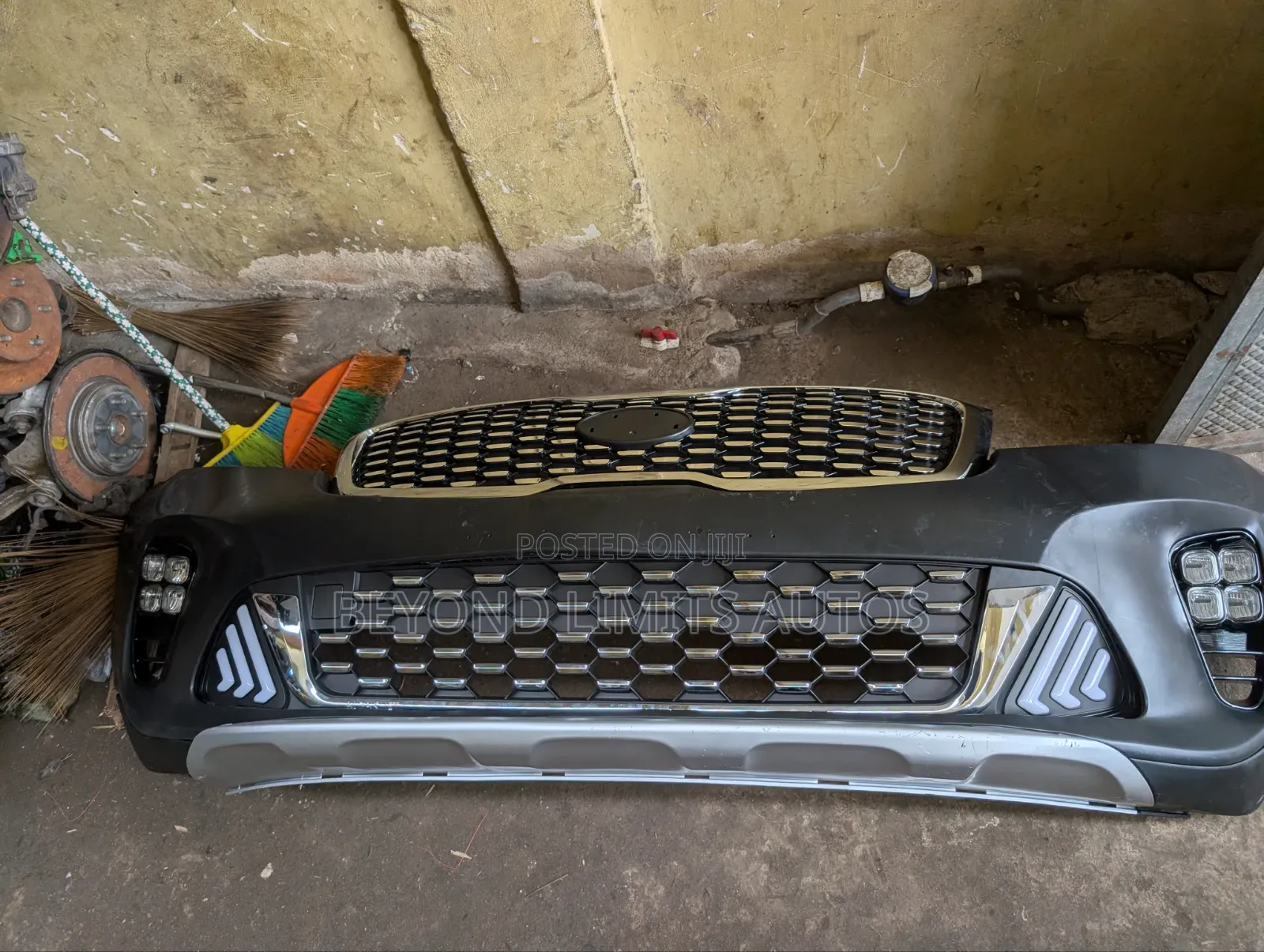 Kia Sorento 2016,2017,2018,2019 Complete Front Bumper Spec