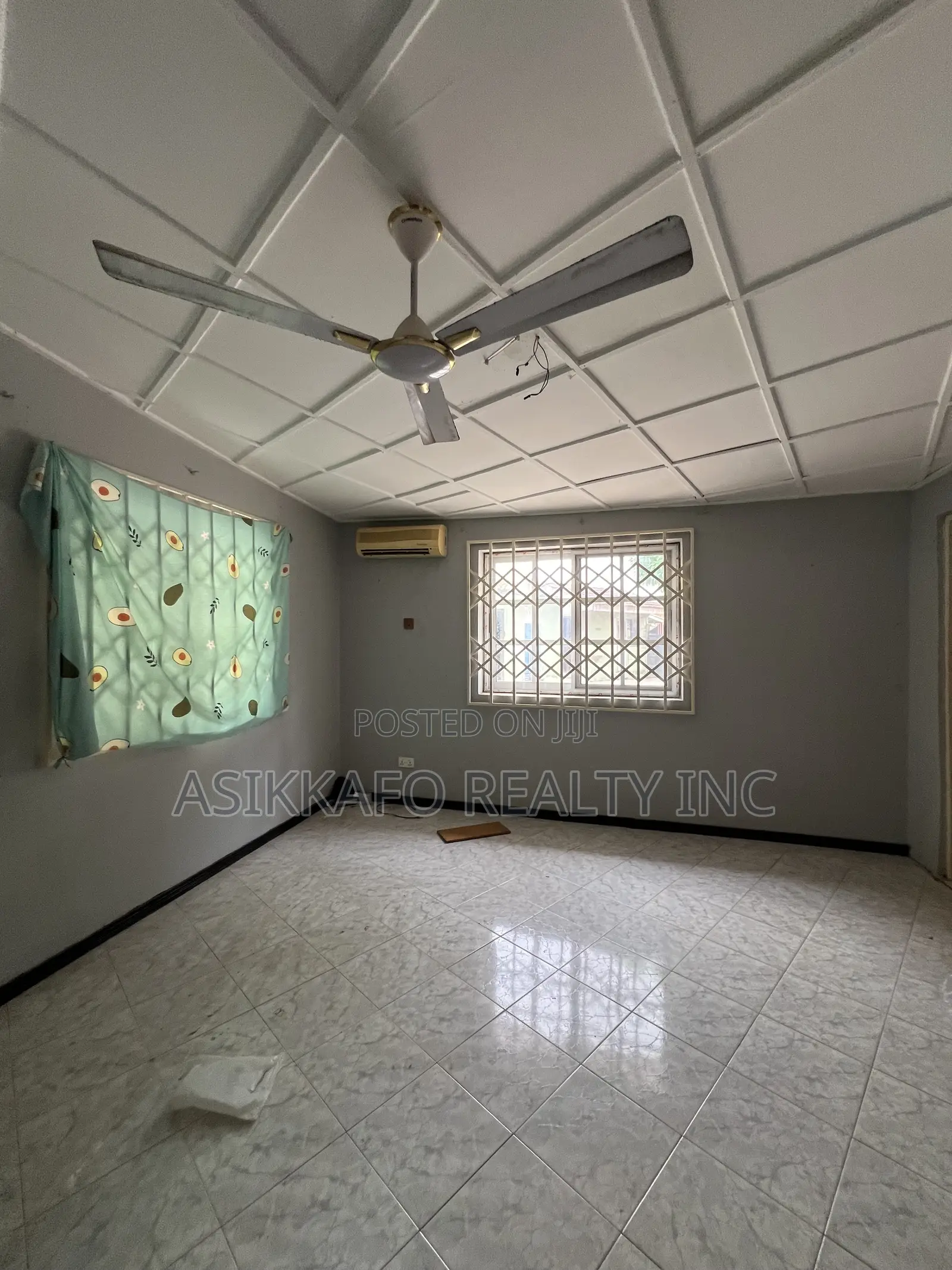 3bdrm House in Baatsona, Spintex for rent