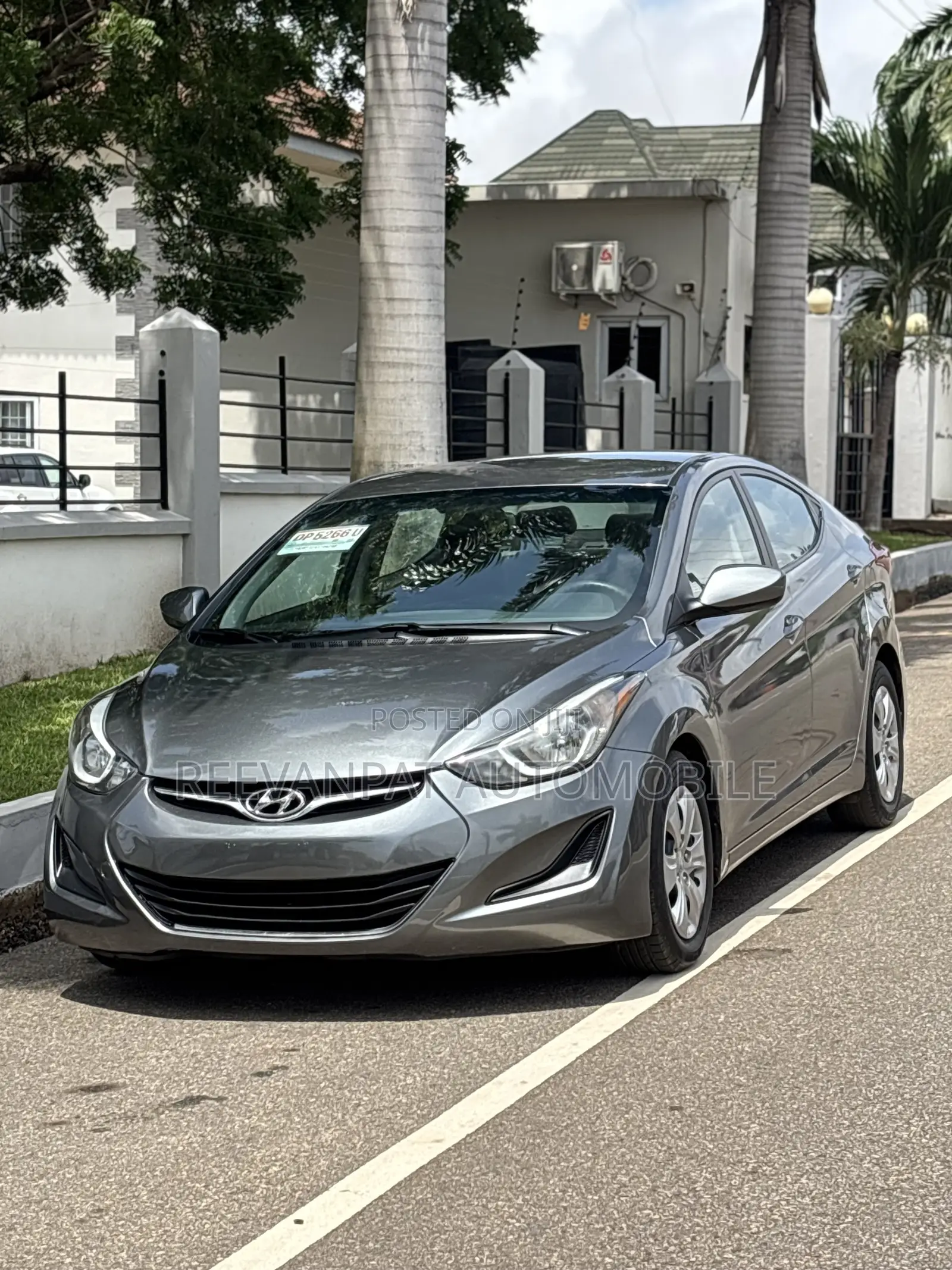 Hyundai Elantra 2016 Silver