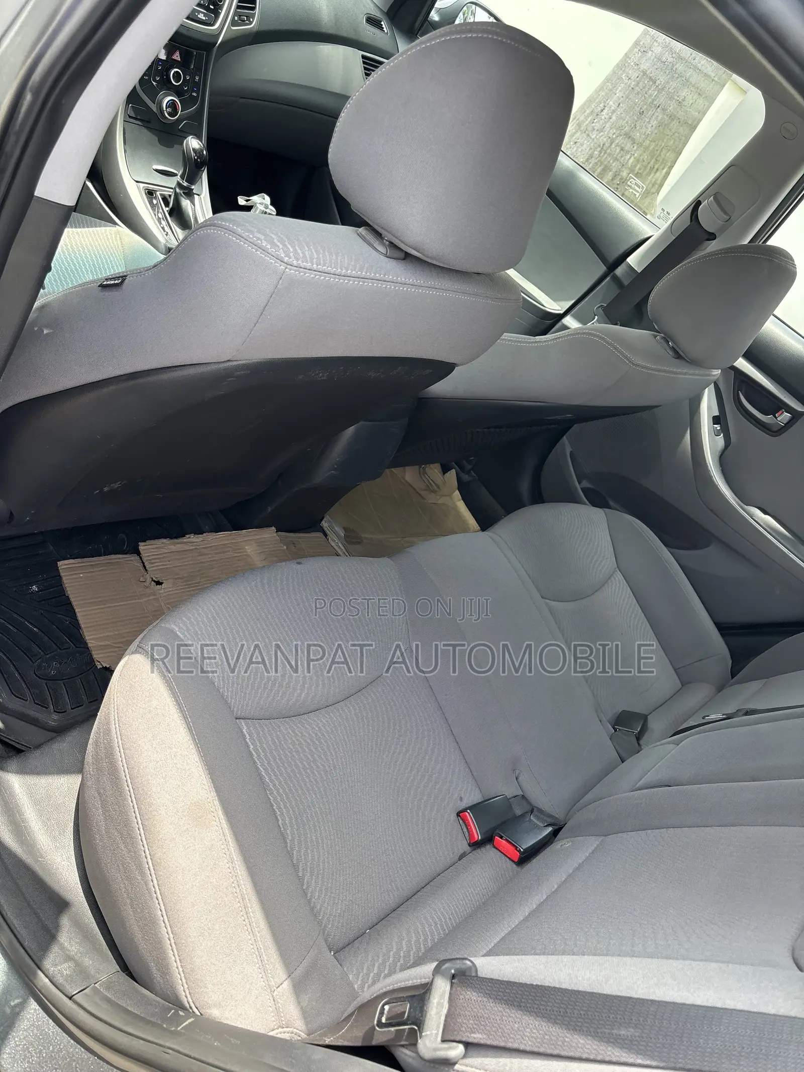 Hyundai Elantra 2016 Silver