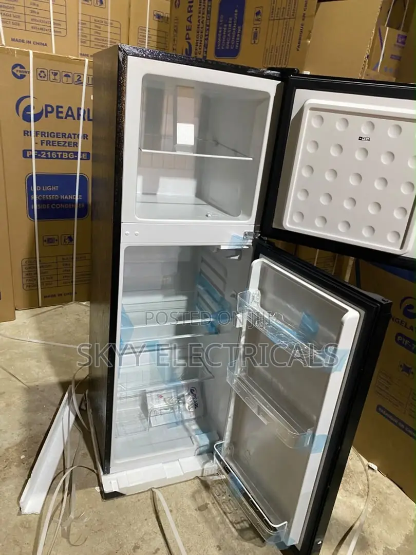 Massive Pearl 136liters Doubledoor Top Freezer Fridge