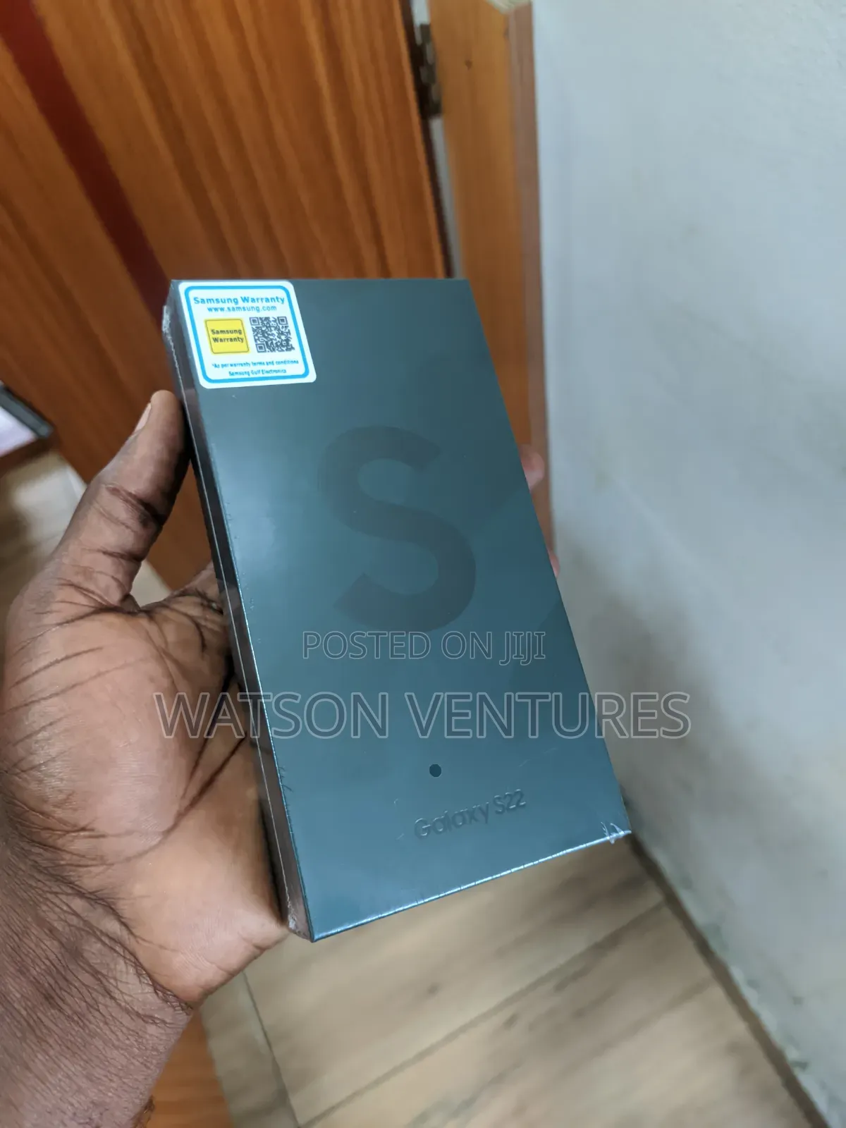 New Samsung Galaxy S22 5G 128 GB Black