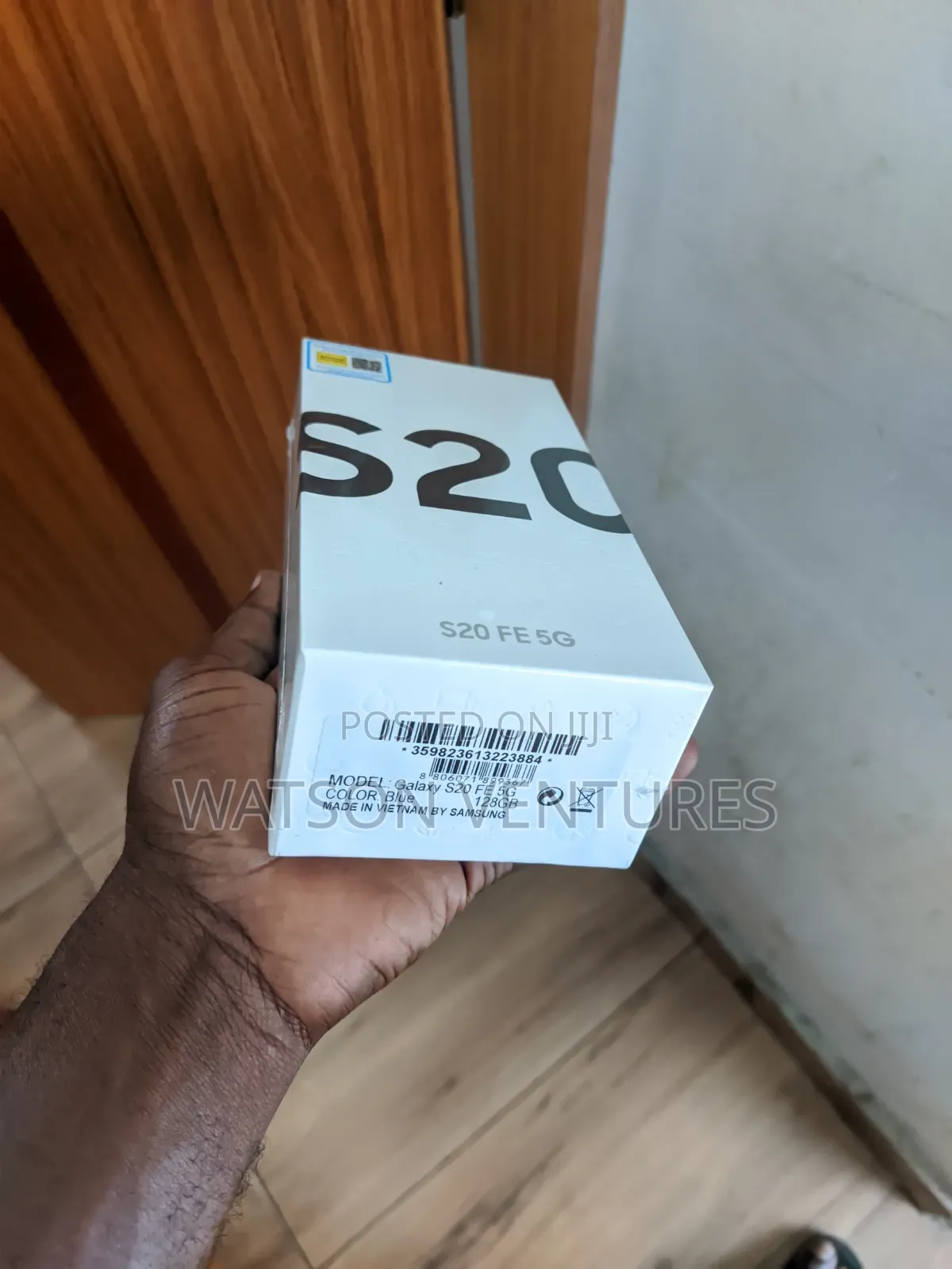New Samsung Galaxy S20 FE 128 GB Blue