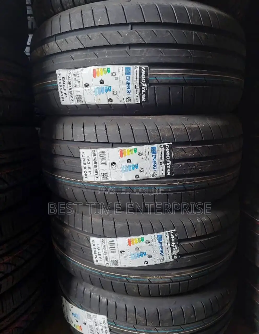 235/40 R19 Good Year Tyres