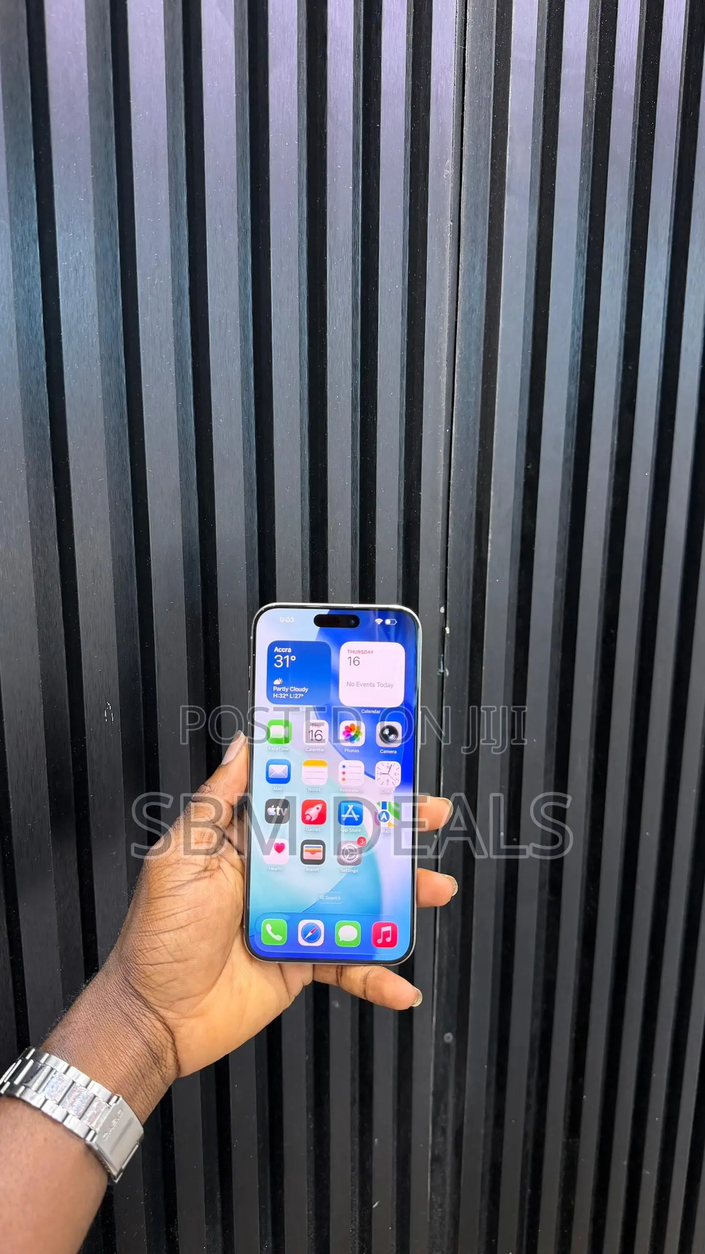 Apple iPhone 16 Pro 128 GB Gold