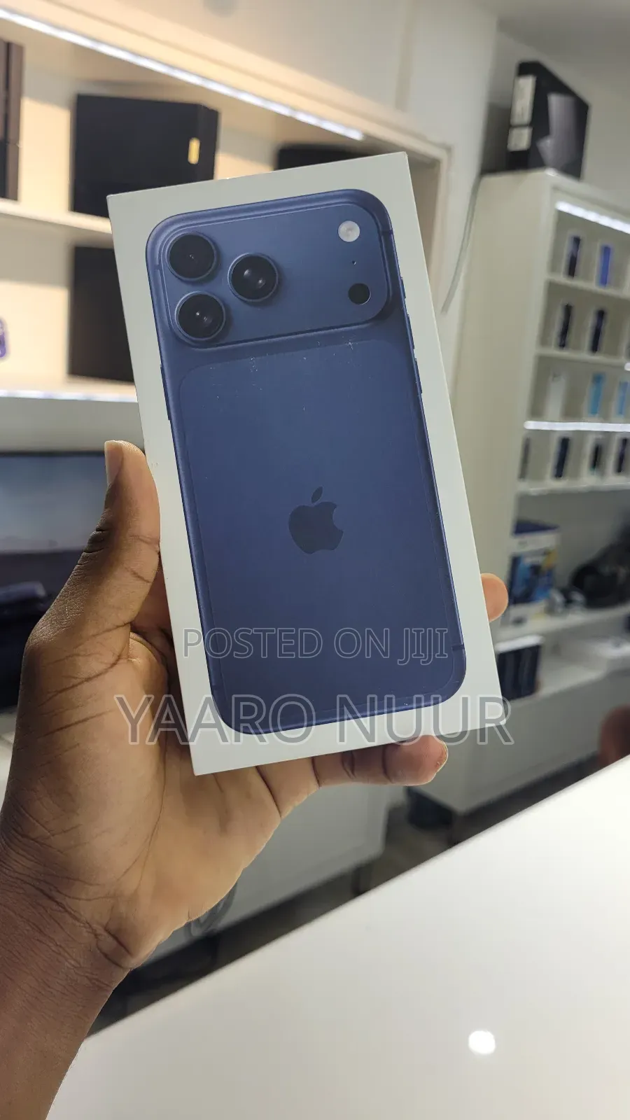 New Apple iPhone 17 Pro Max 256 GB Blue