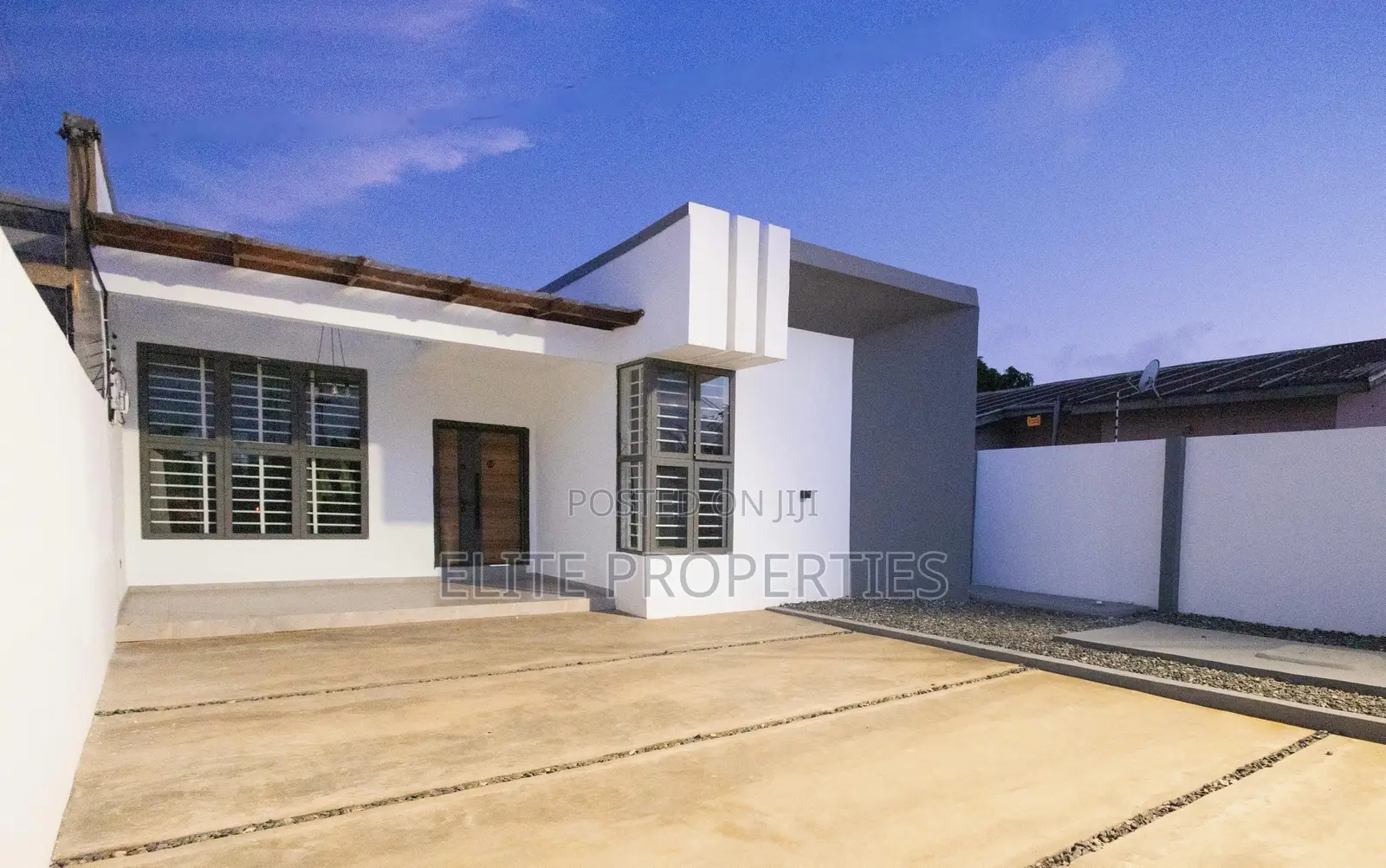 3bdrm House in Community 25 Vra for rent