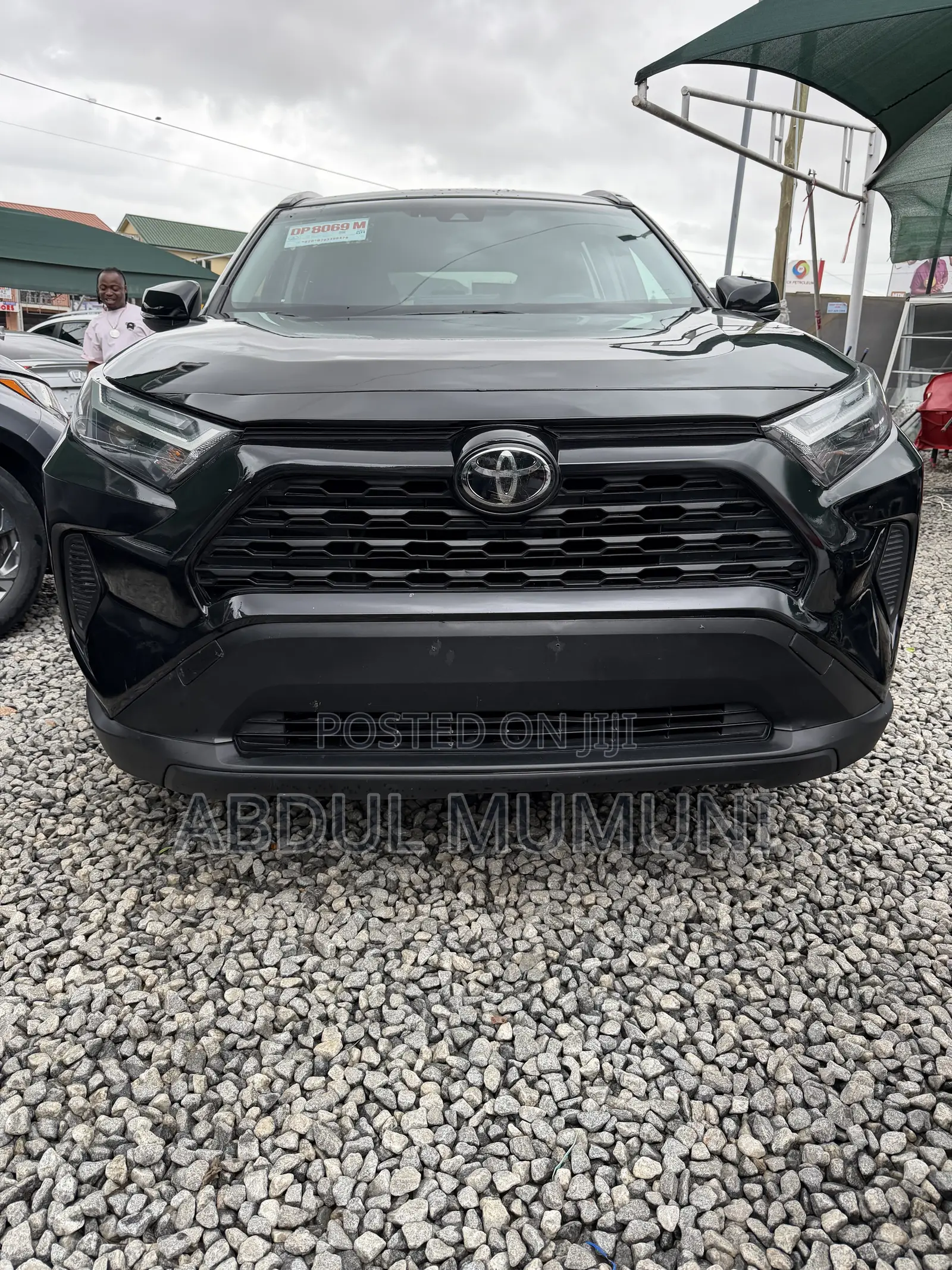 Toyota RAV4 XLE 2025 Black