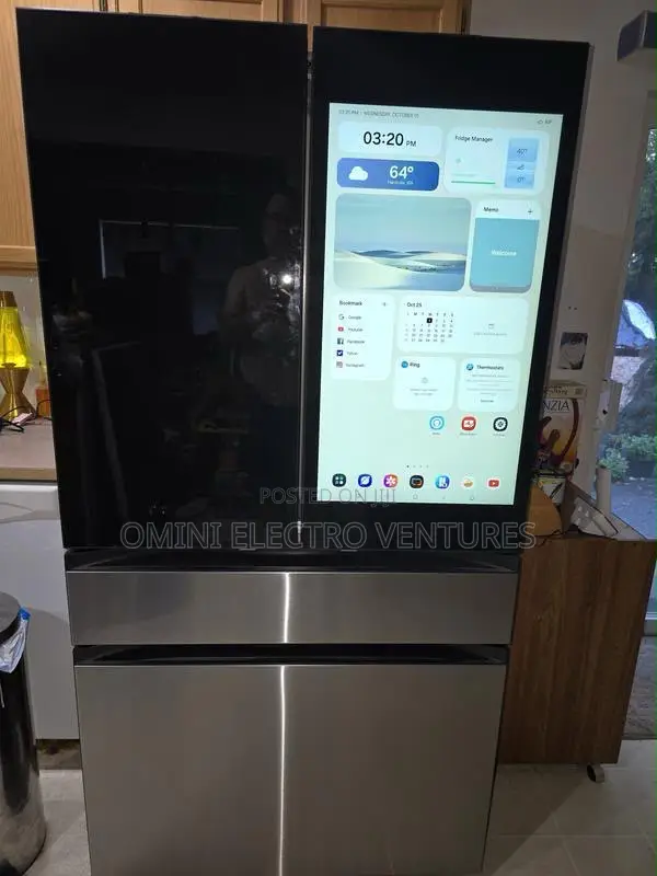 4 Doors Samsung Smart Family Hub Refrigerator
