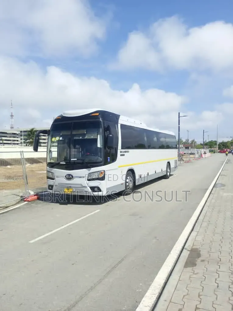 Coach Bus Available for Rentals 50 Seater Book Now
