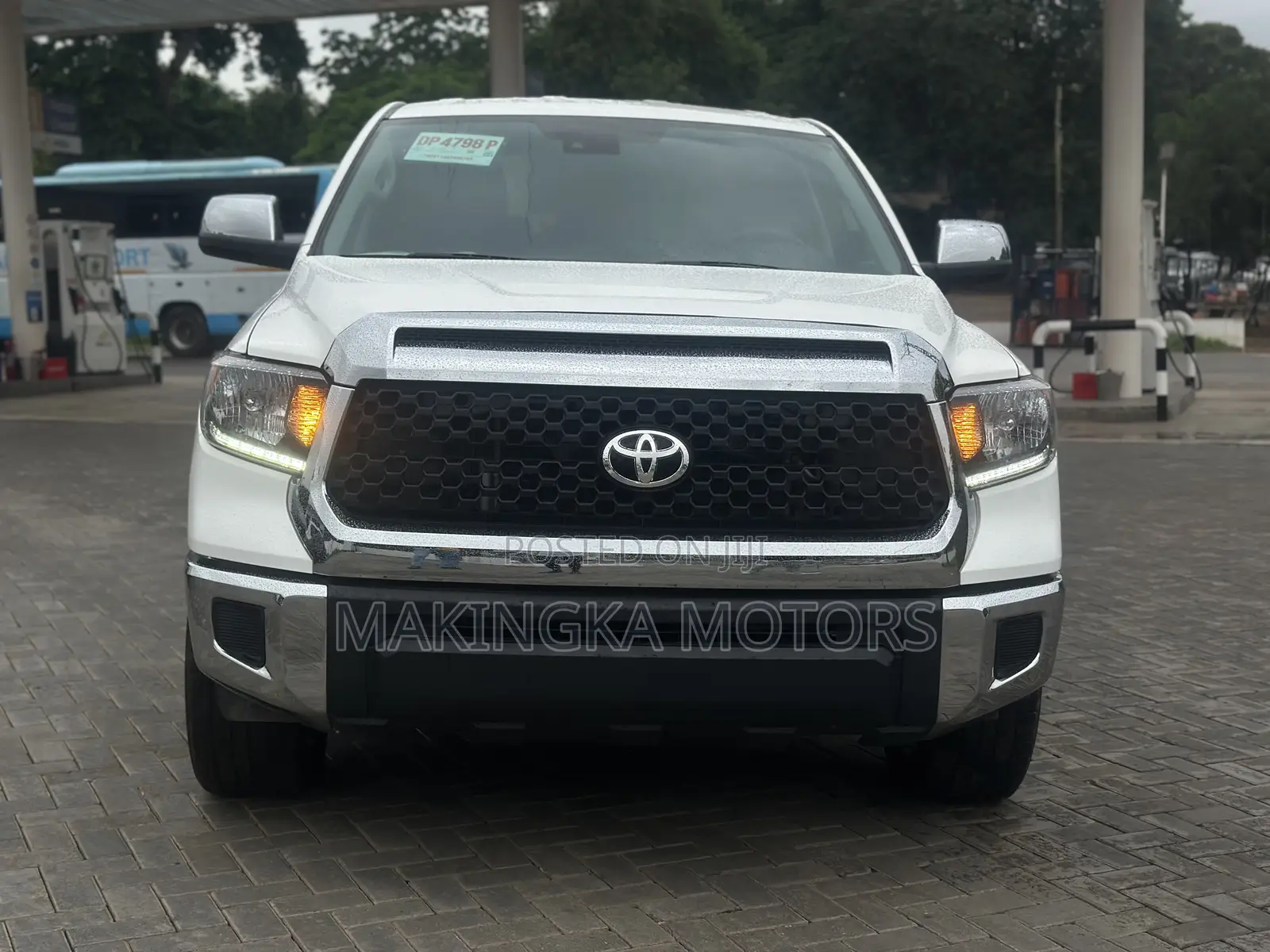 Toyota Tundra SR 2021 White