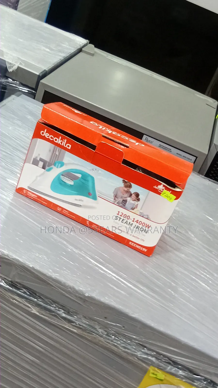 Say Goodbye to Wrinkles With the Reliable Decakila Iron!
