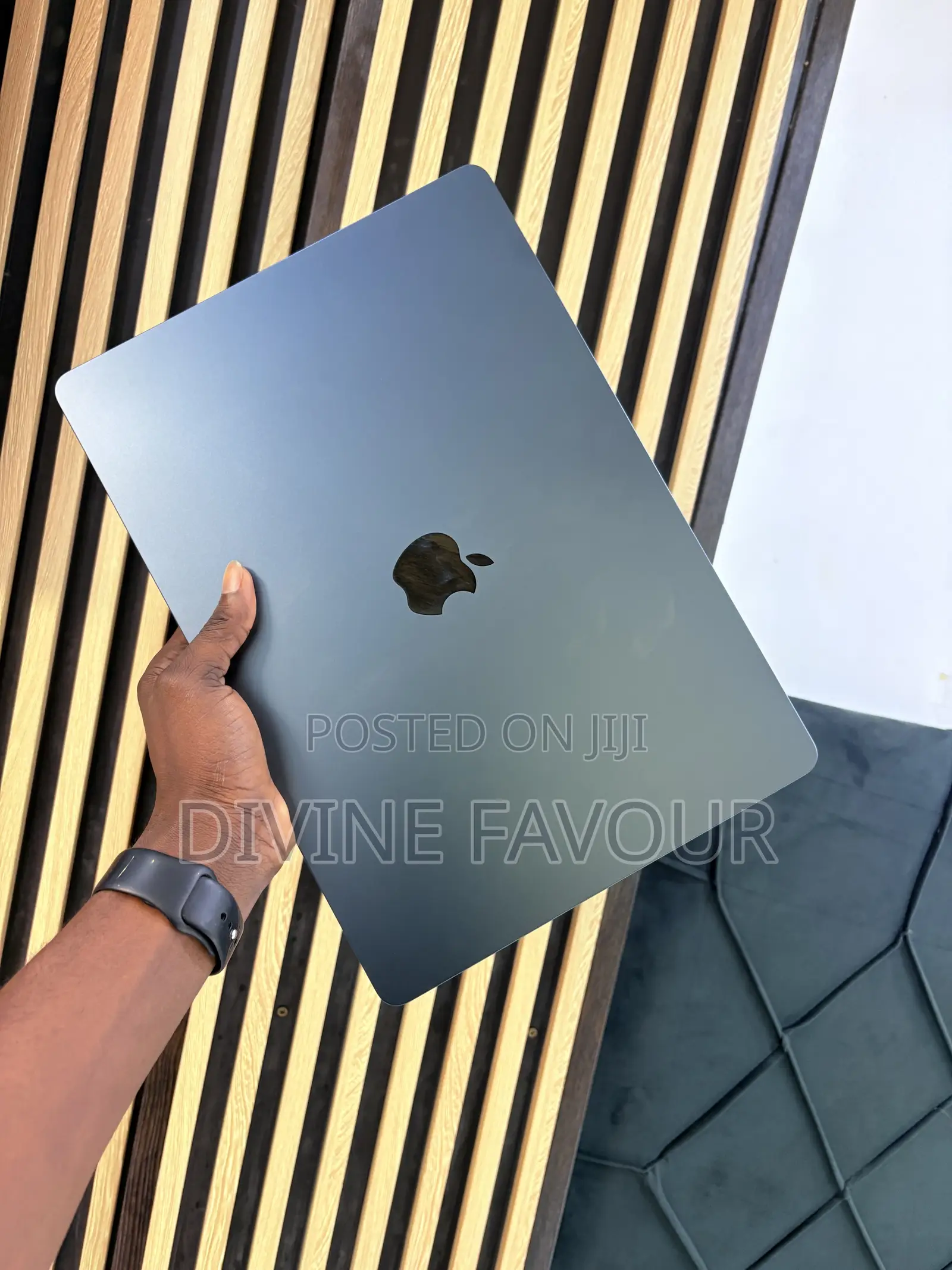 New Laptop Apple MacBook Air 2025 M4 16GB Apple M4 SSD 1T