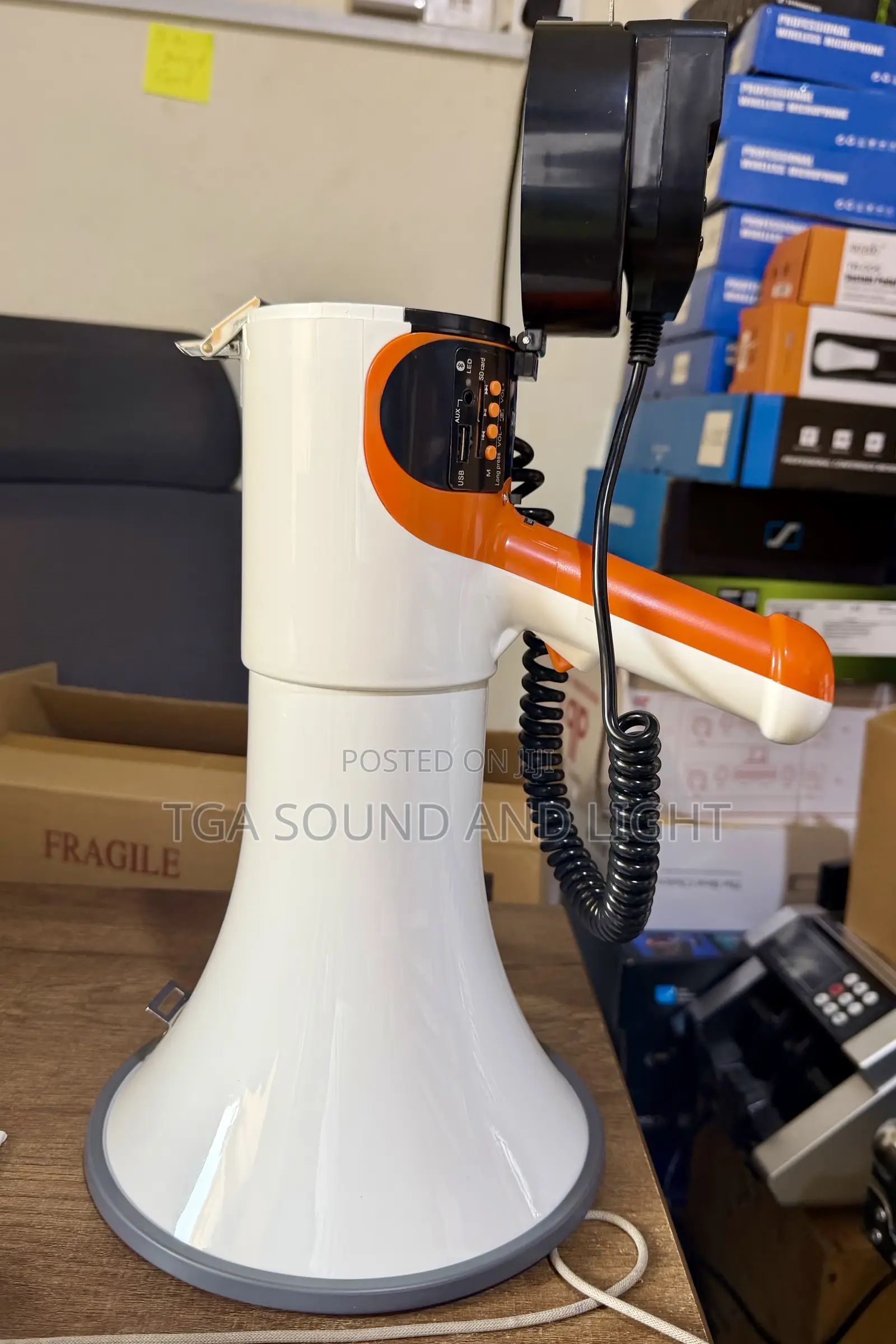 200watts Handheld Rechargeable Megaphone