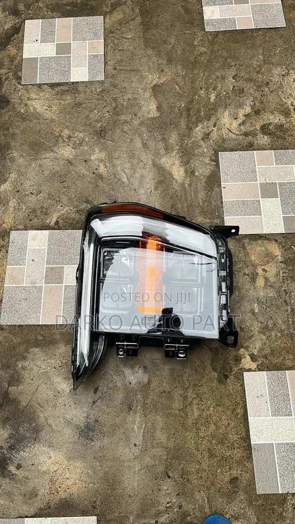 Ford F150 2021-2024 Headlights Full Led Available