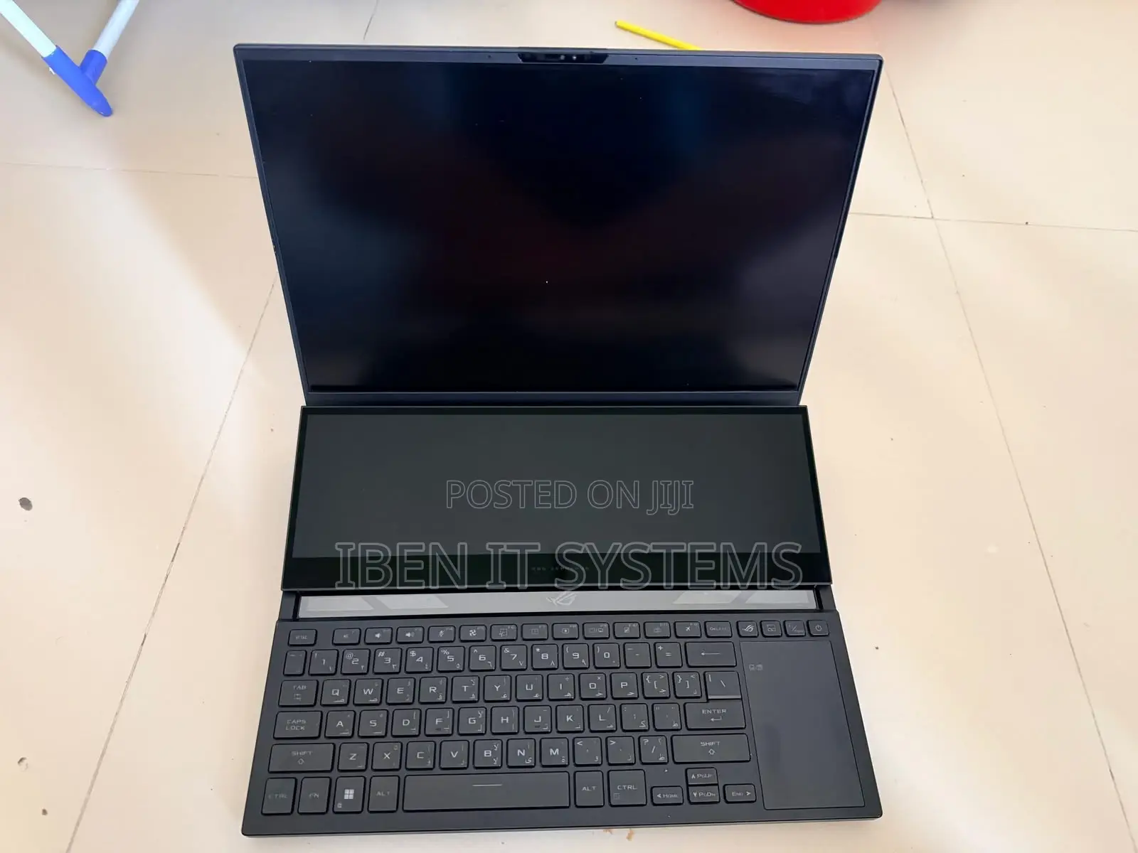 Laptop Asus ROG Zephyrus Duo 16 32GB AMD Ryzen 9 SSD 2T