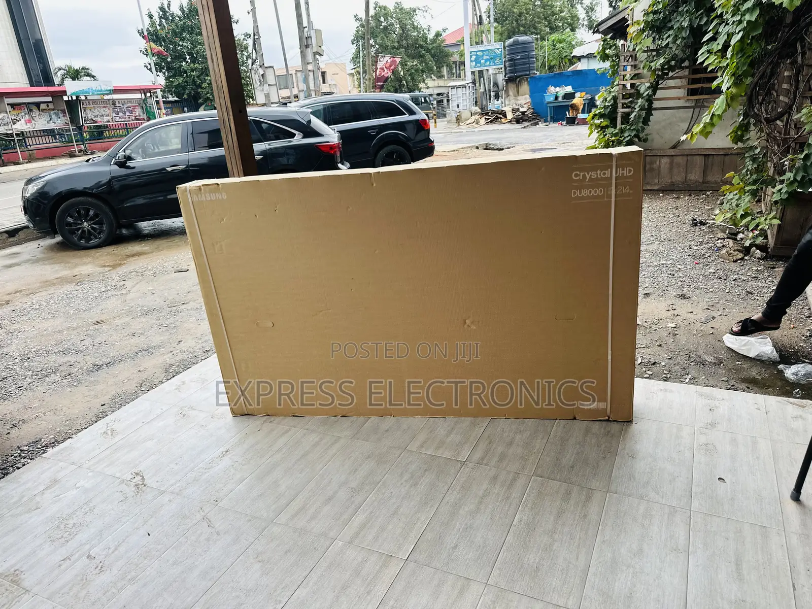 Ultra Modern 85 Inch Qled Q80c Smart Tv (2023)