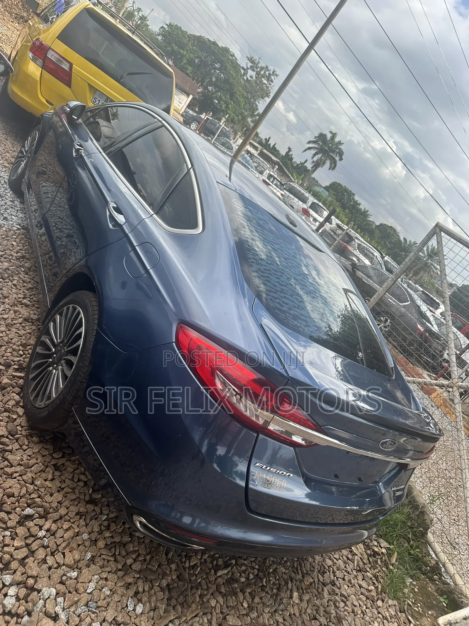 Ford Fusion Platinum AWD 2018 Blue