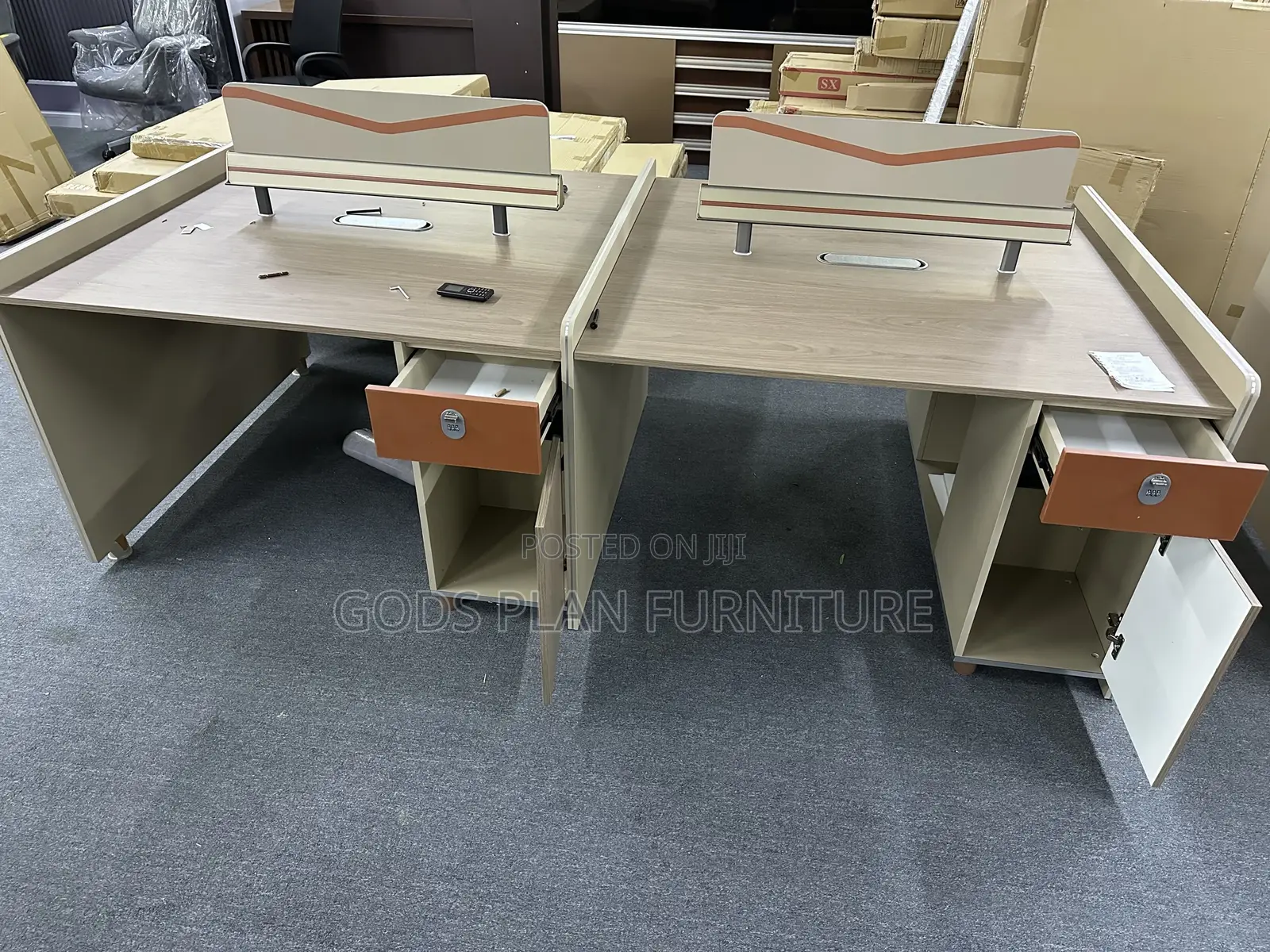4 Seater Workstation (9k25)