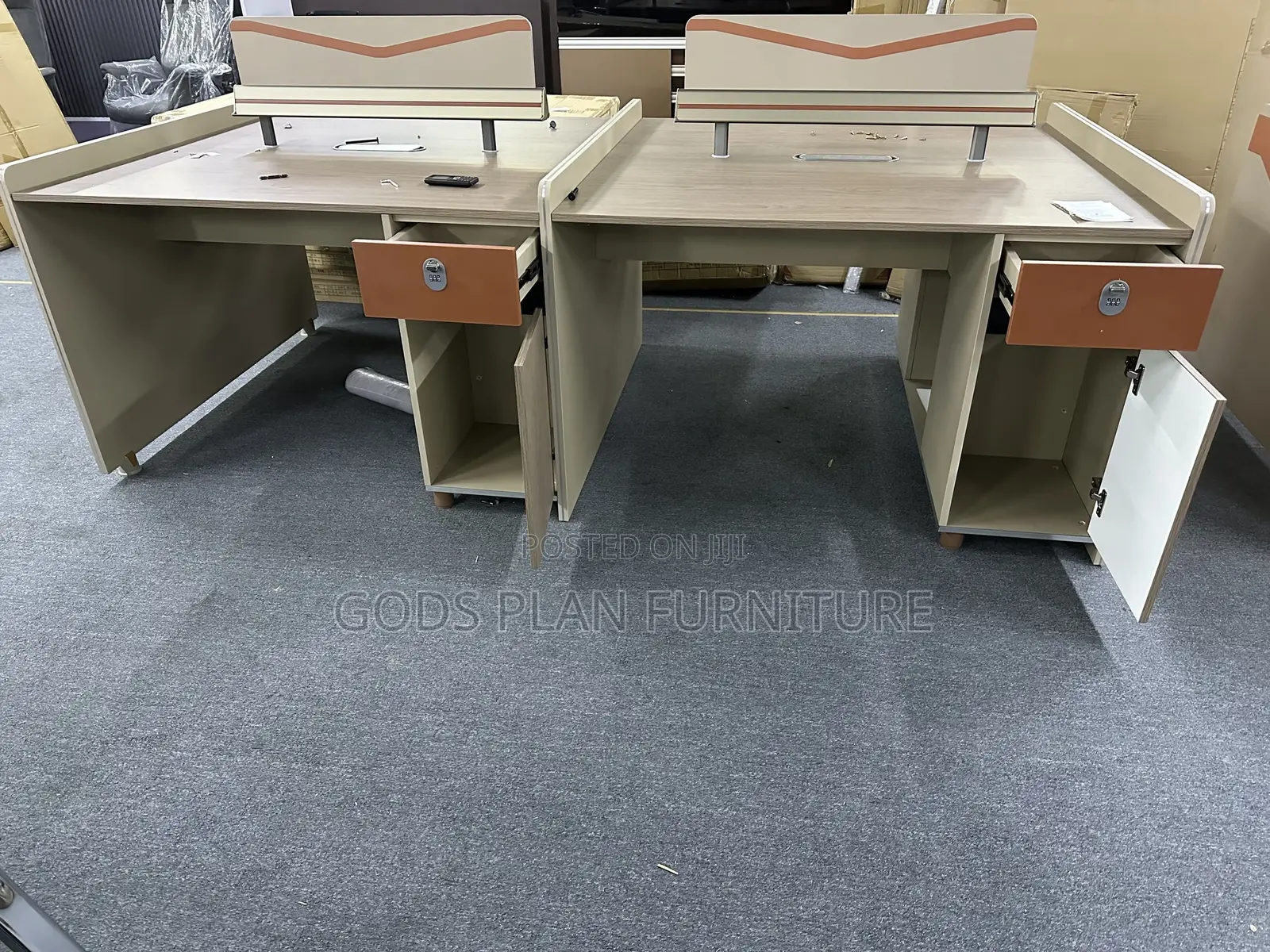 4 Seater Workstation (9k25)