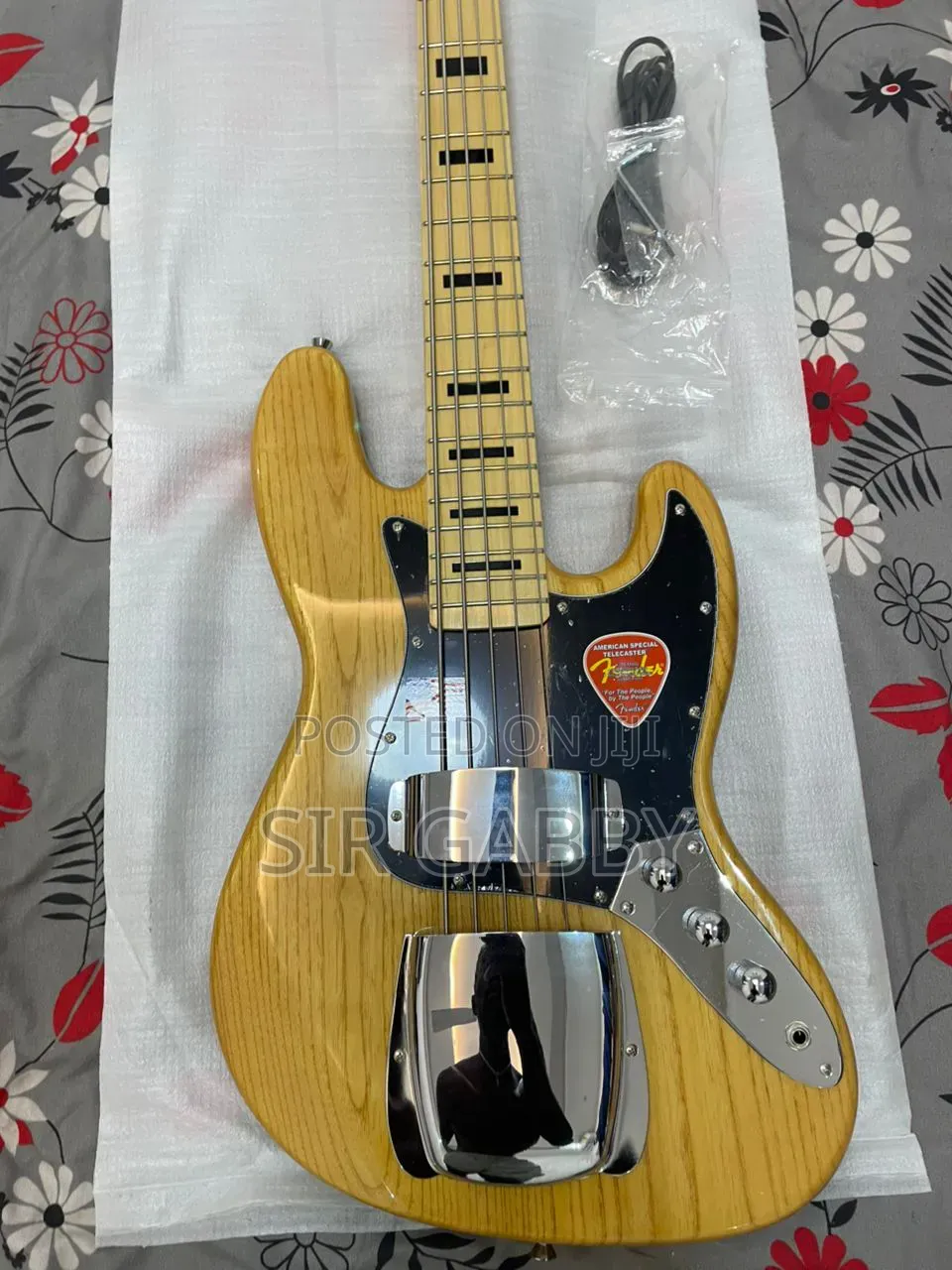 Fender Jazz (Active)