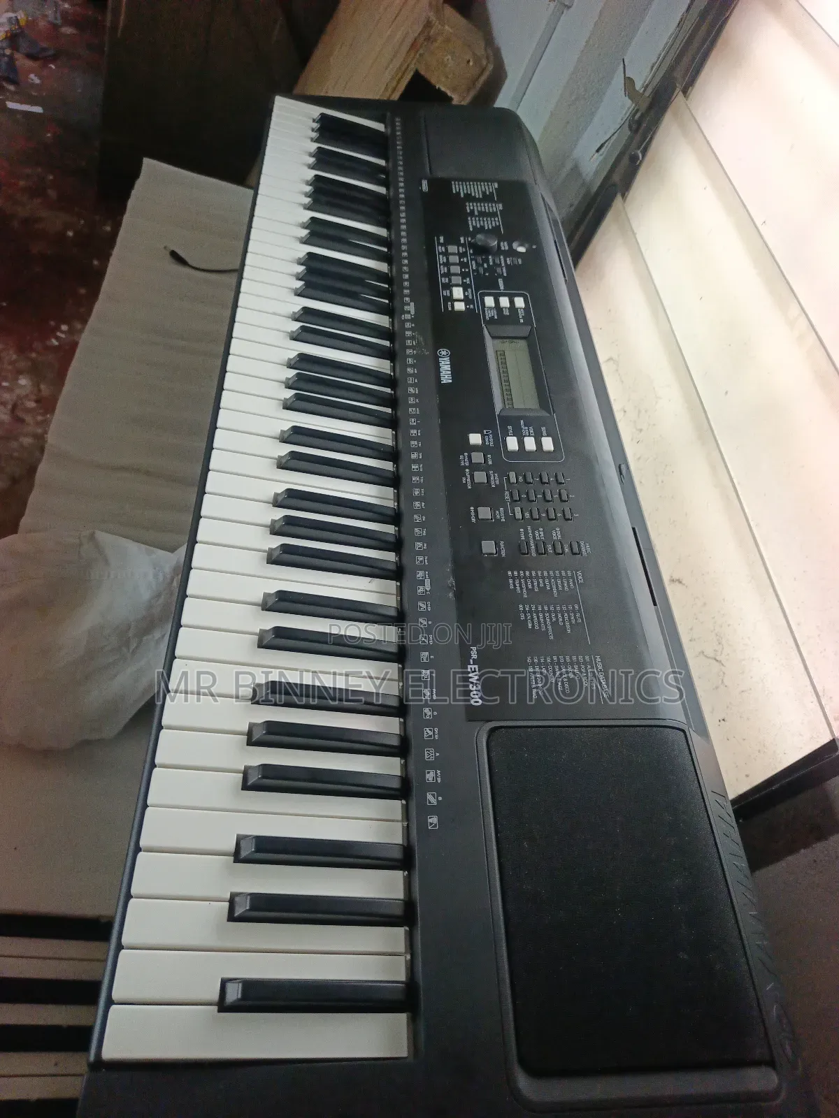Yamaha Ew300(E363)