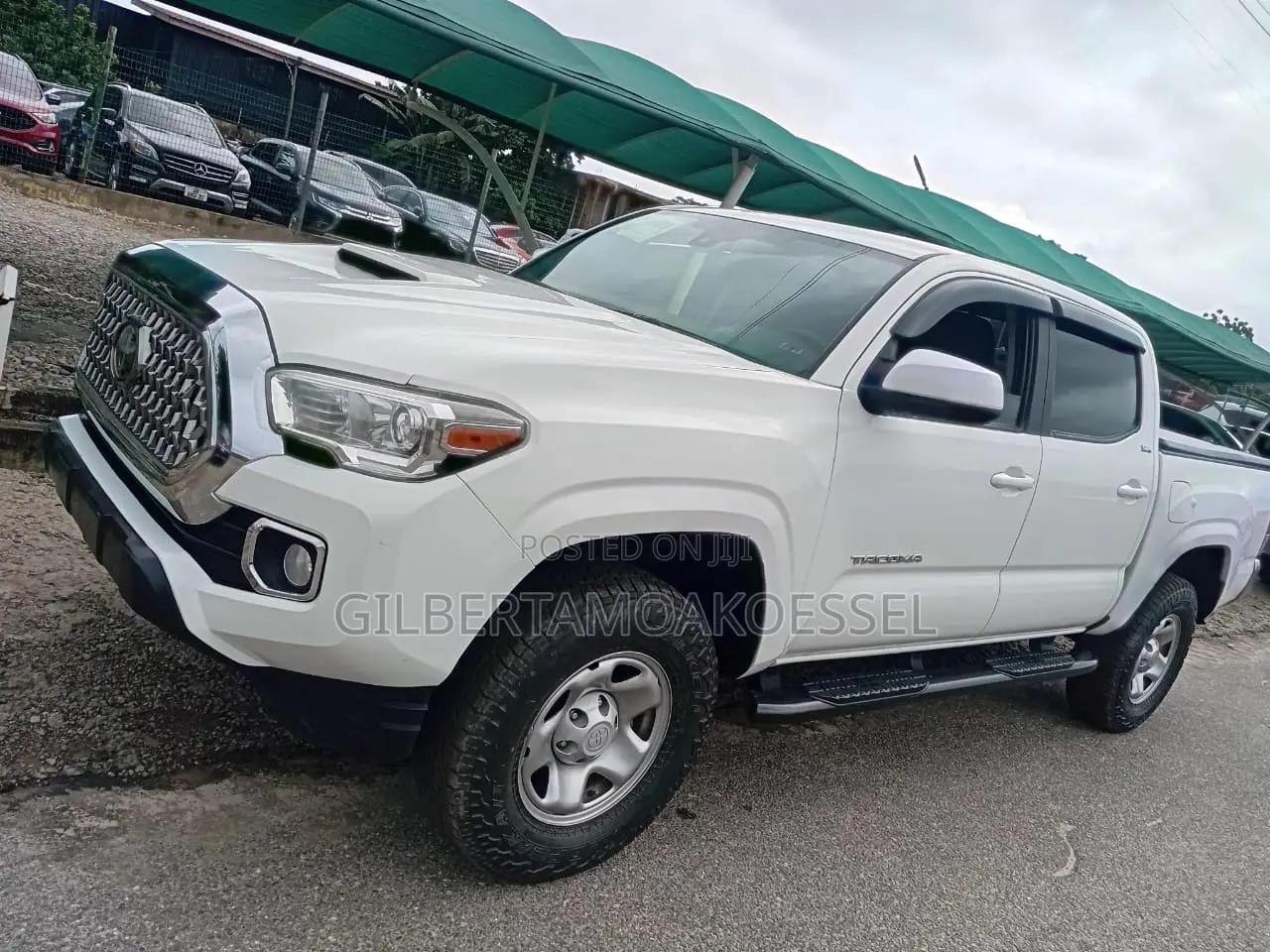 Toyota Tacoma 2022 White