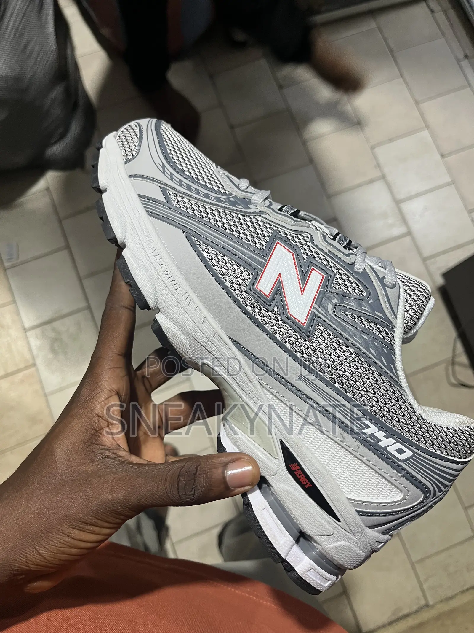 New Balance 740 Sneakers