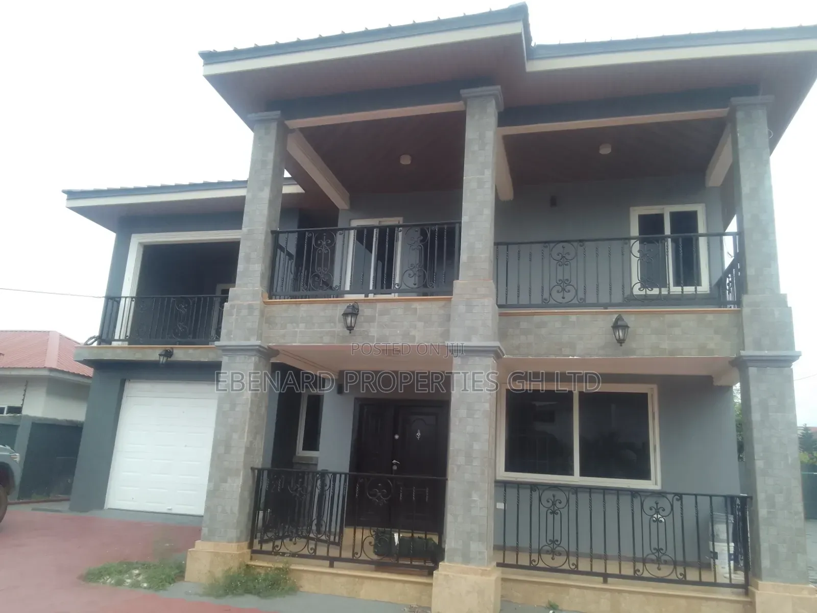 5bdrm House in Ebenard Properties, Lashibi for rent