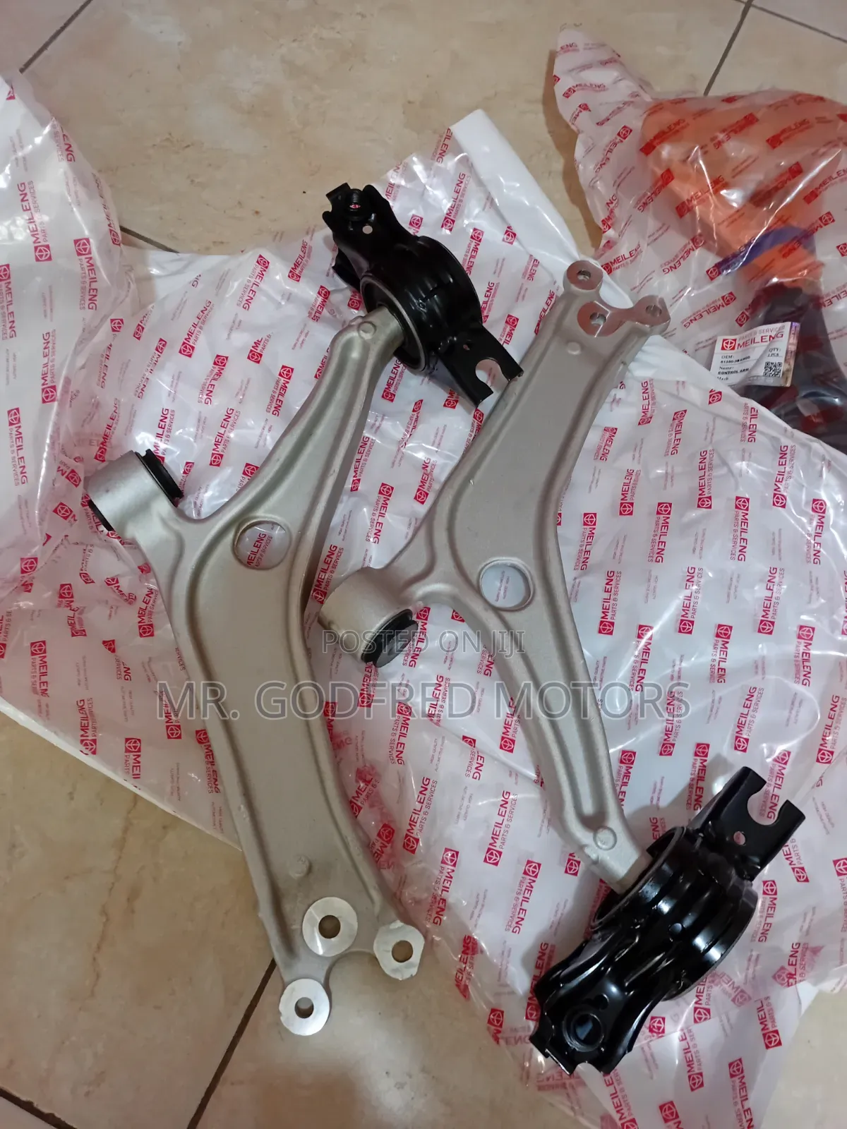 Honda Accord 2022-25 Lower Control Arm Pair. Original
