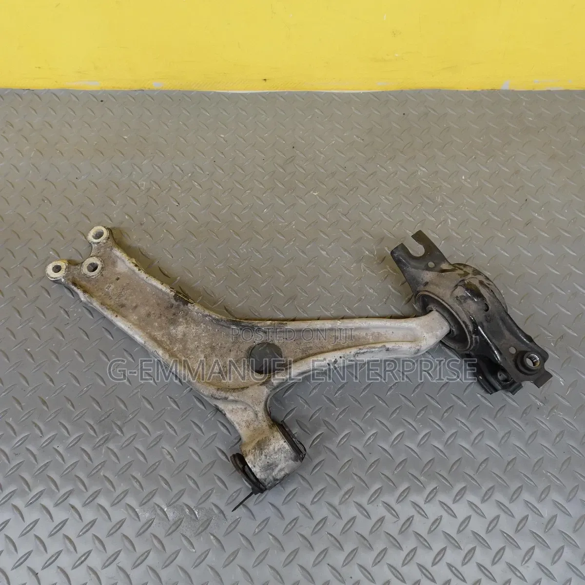 Honda Accord 2022-25 Lower Control Arms Pair. Original