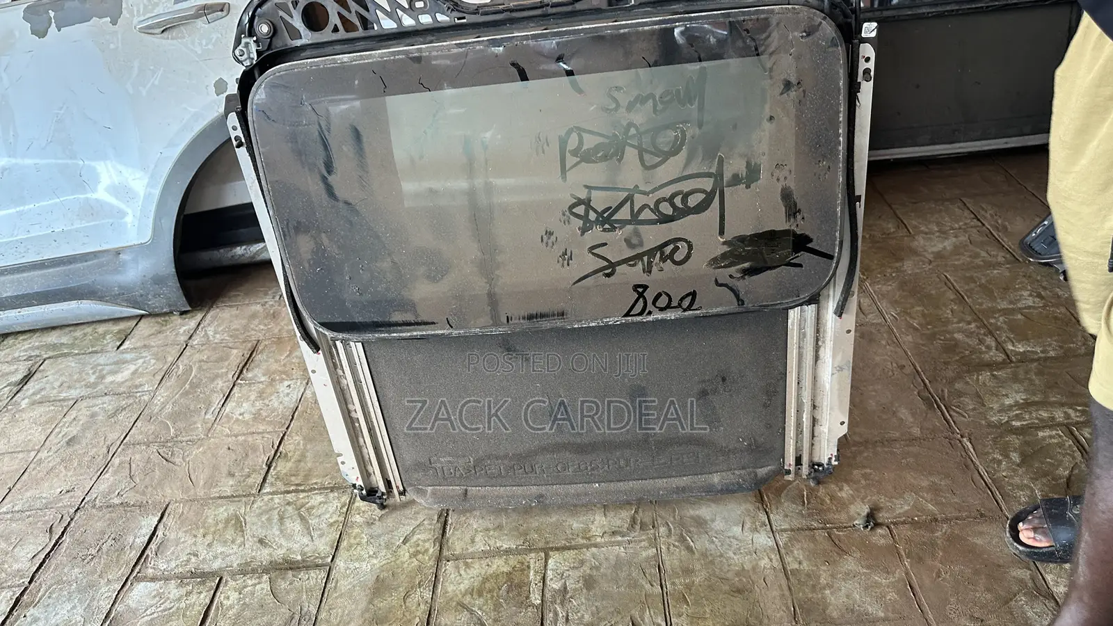 Honda Civic 2017-2022 Sunroof Available