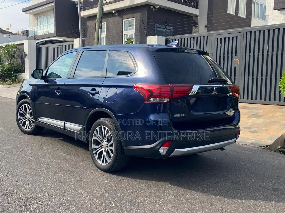 Mitsubishi Outlander 2.0 PHEV AWD 2018 Blue