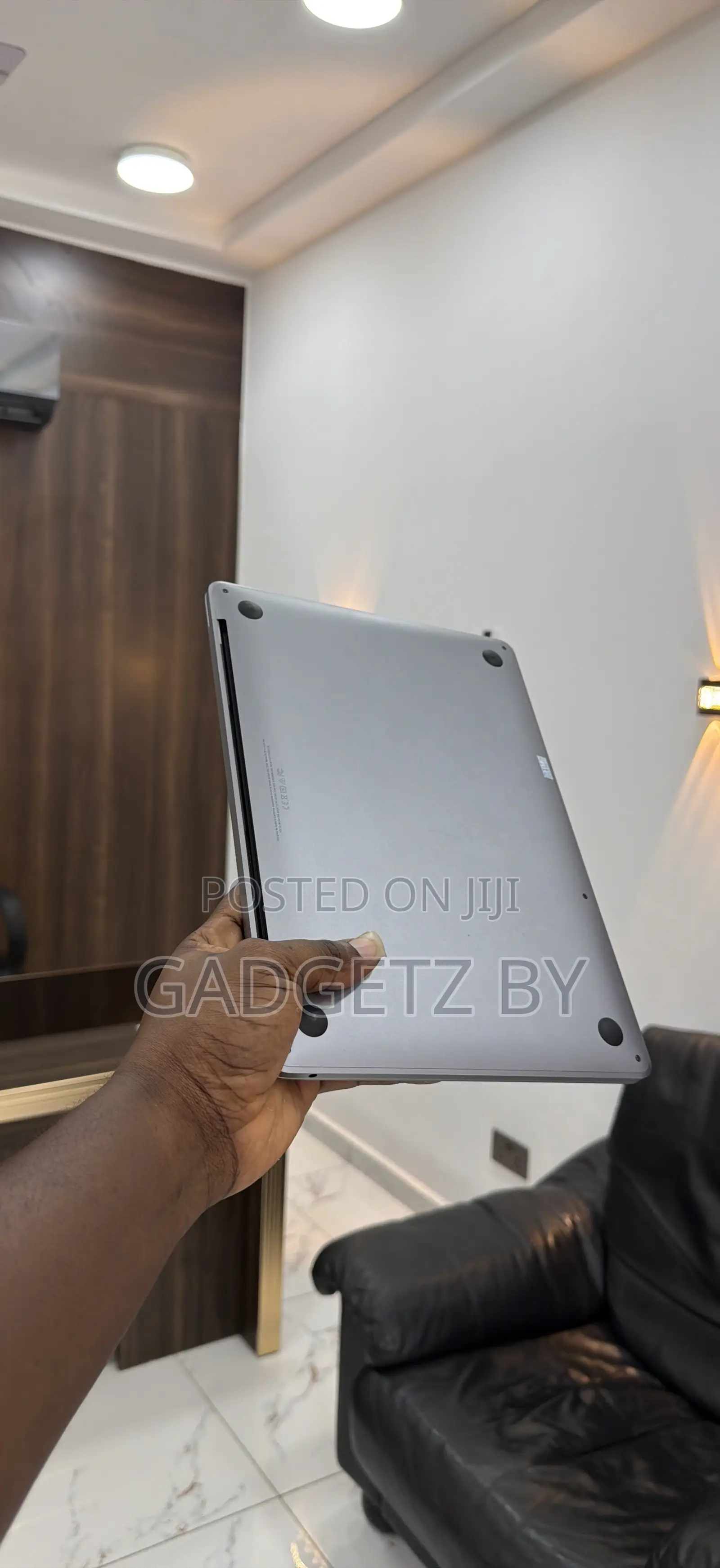 Laptop Apple MacBook Pro 2020 16GB Intel Core i7 SSD 512GB