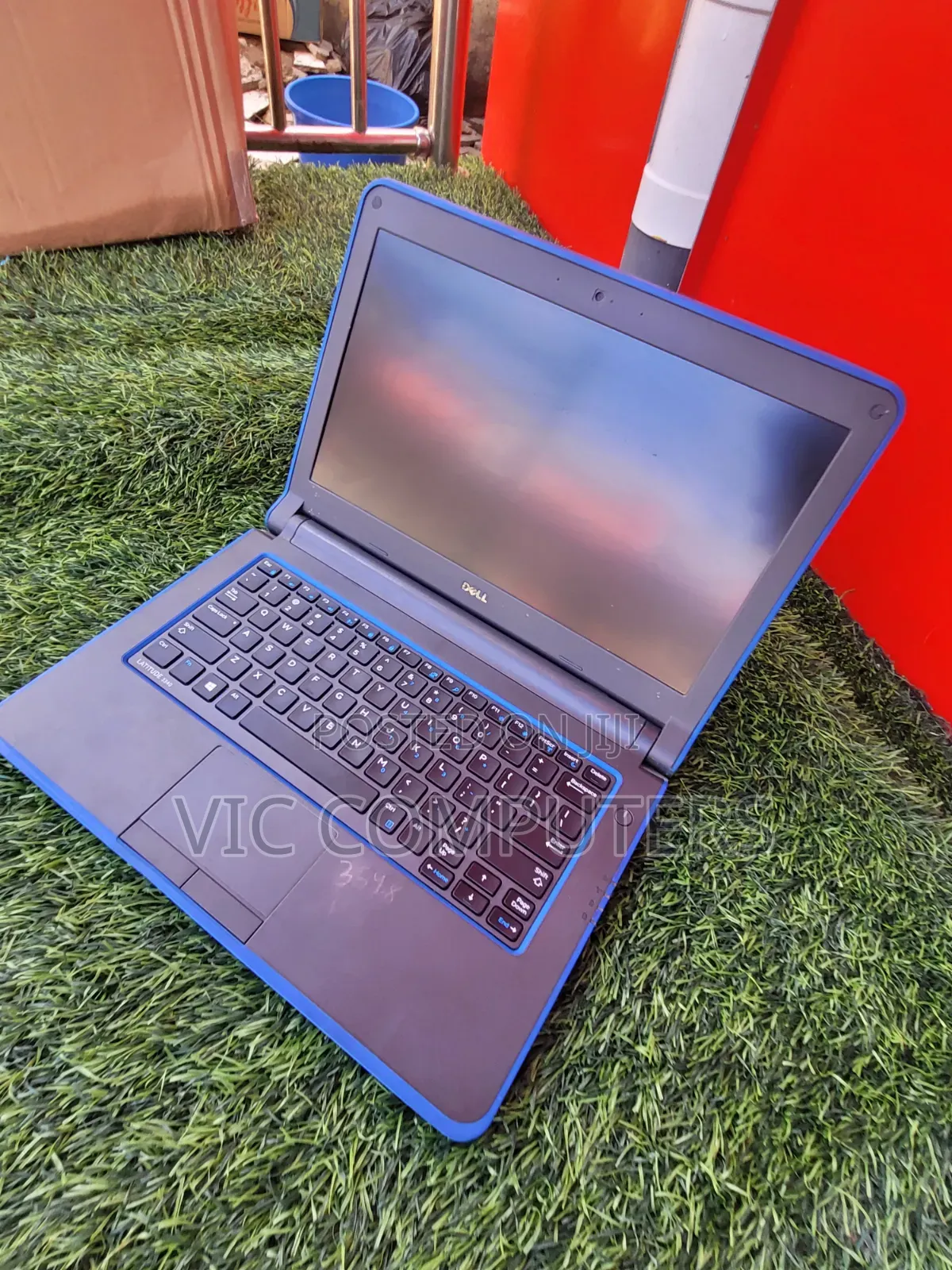 Laptop Dell Latitude 3340 4GB Intel Core i3 SSD 128GB