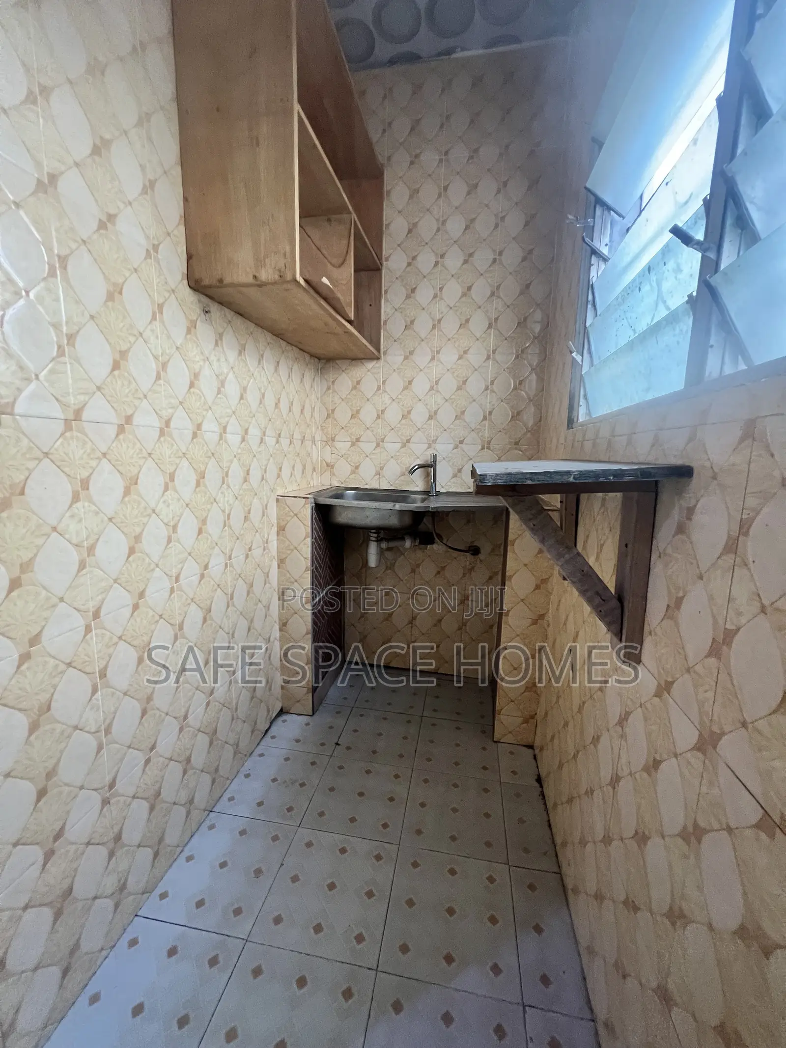 1bdrm Apartment in Burma Camp for rent