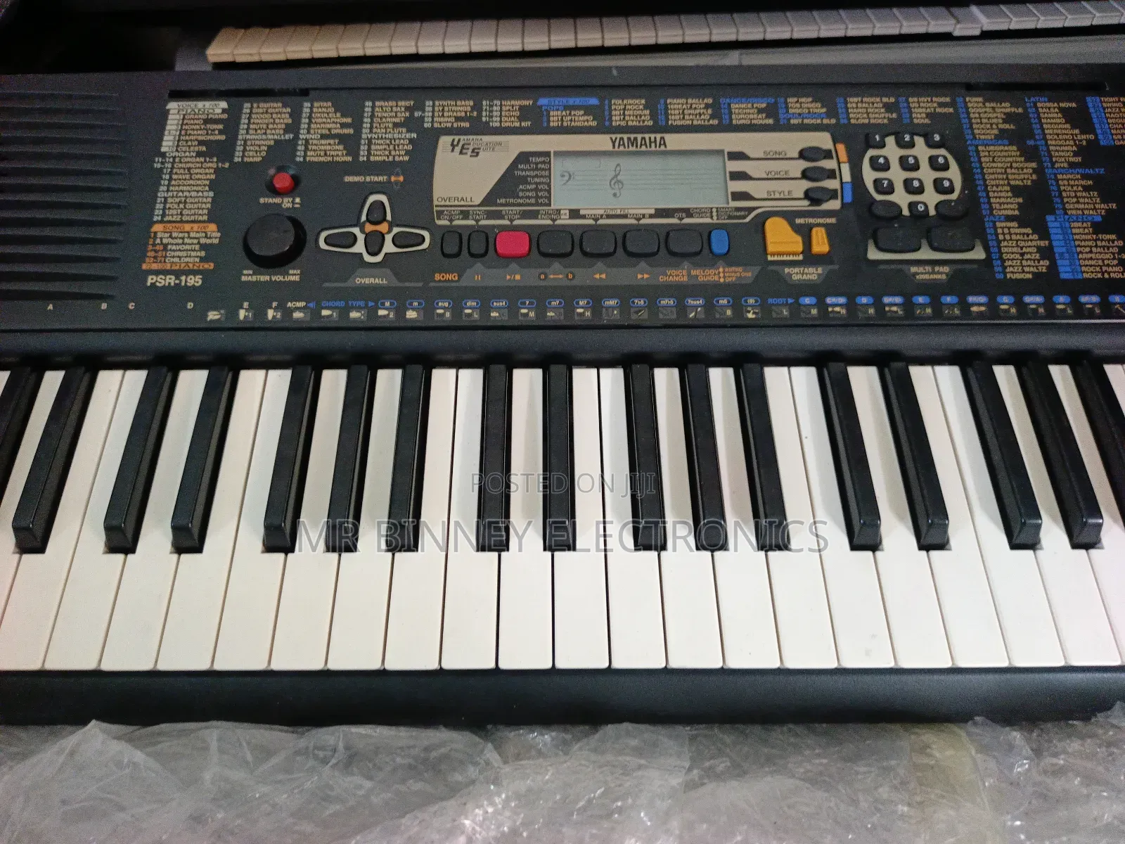 Yamaha Psr195