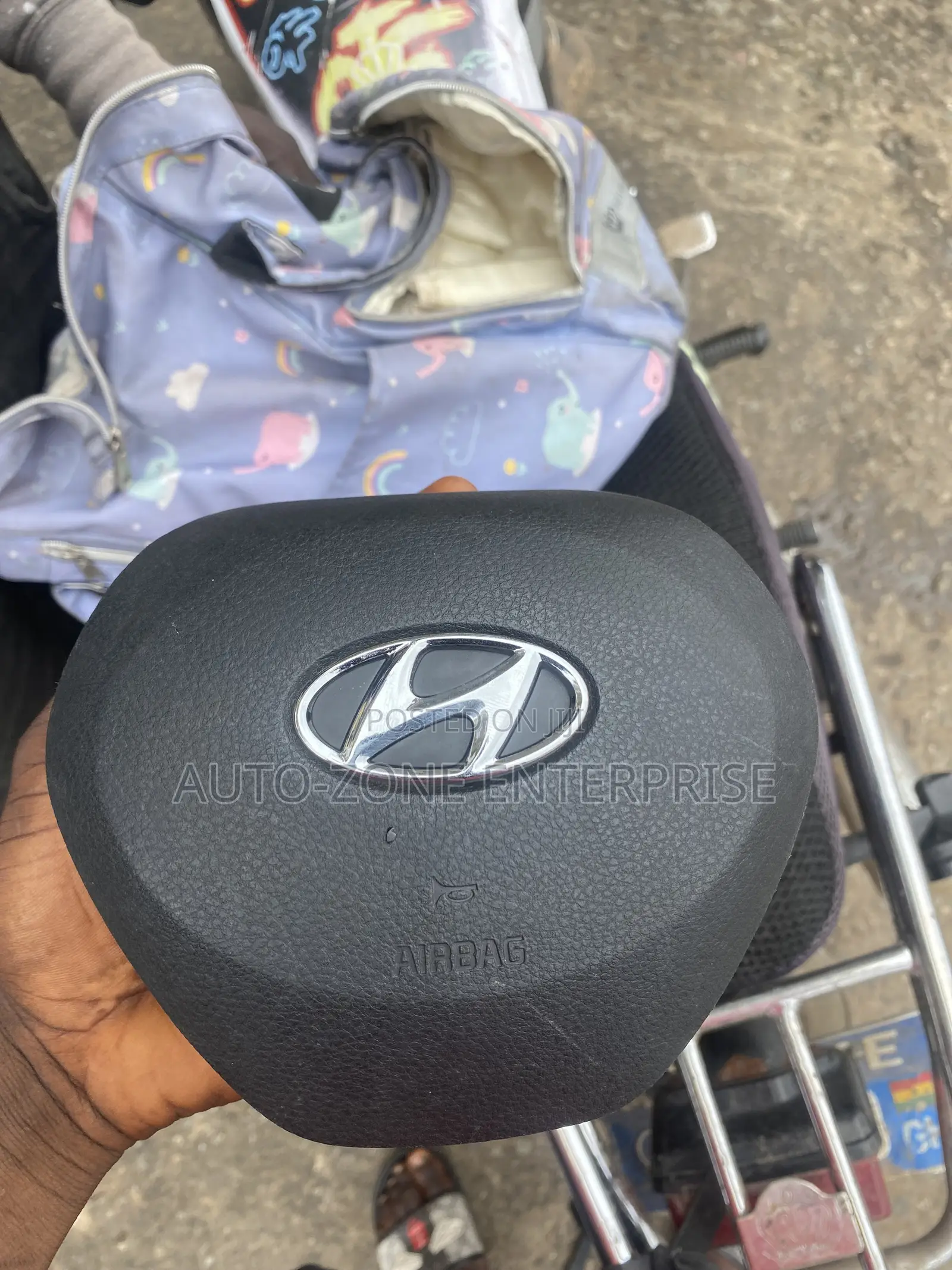 Hyundai Santa Fe 2022 2023 2024 Steering Wheel Airbag Cover