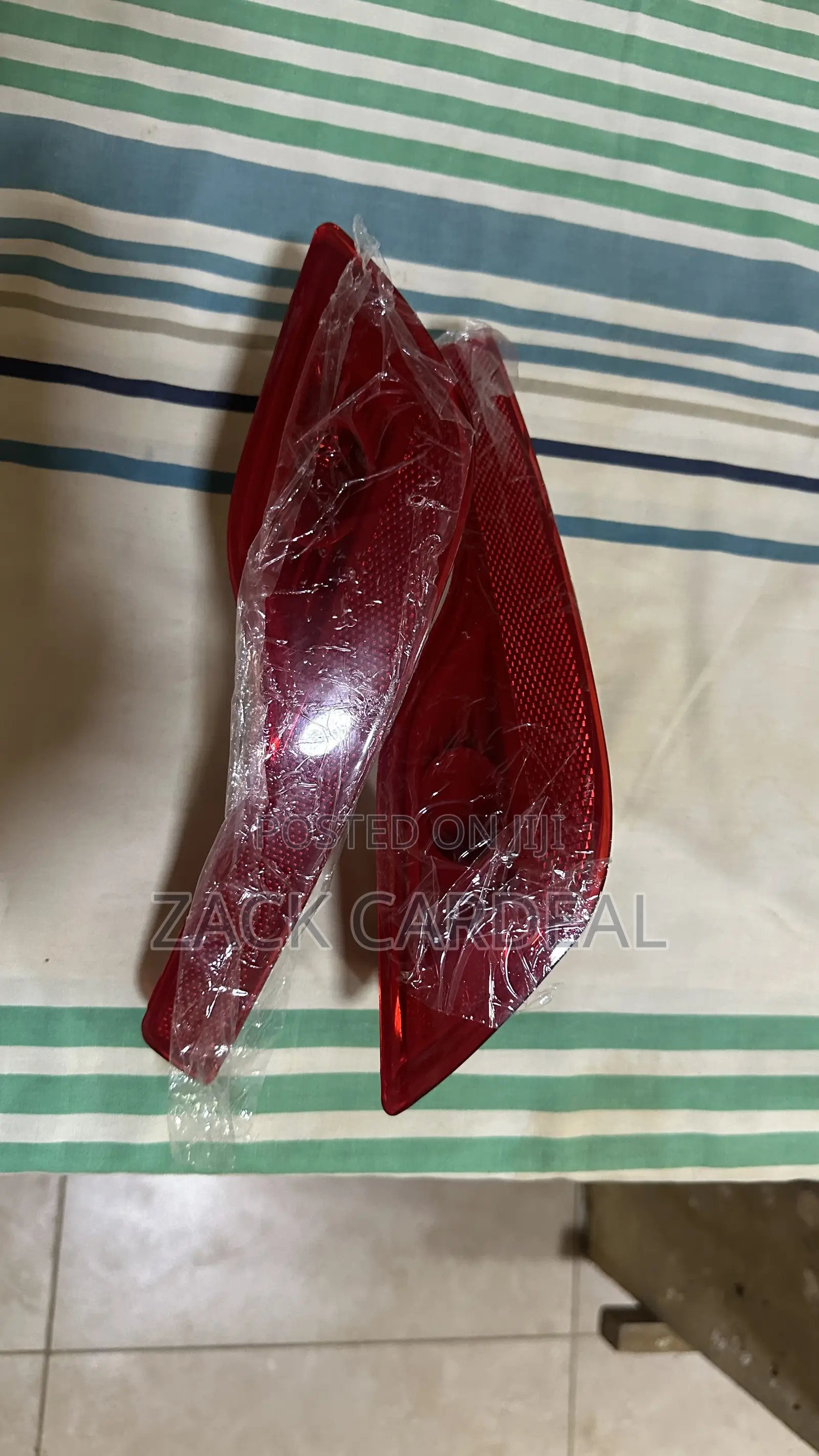 Honda CRV 2018 Back Bumper Reflector Available