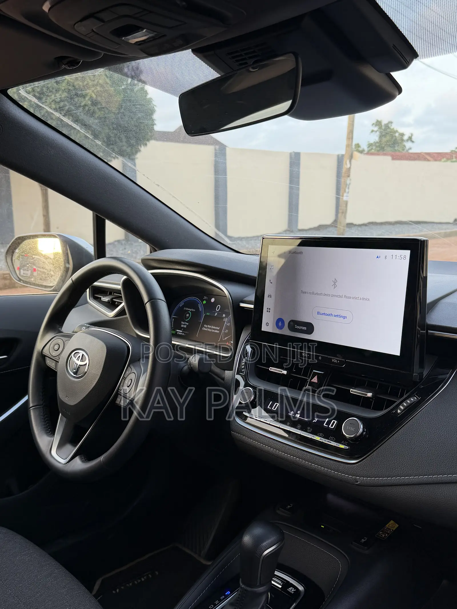 Toyota Corolla 2024 Silver