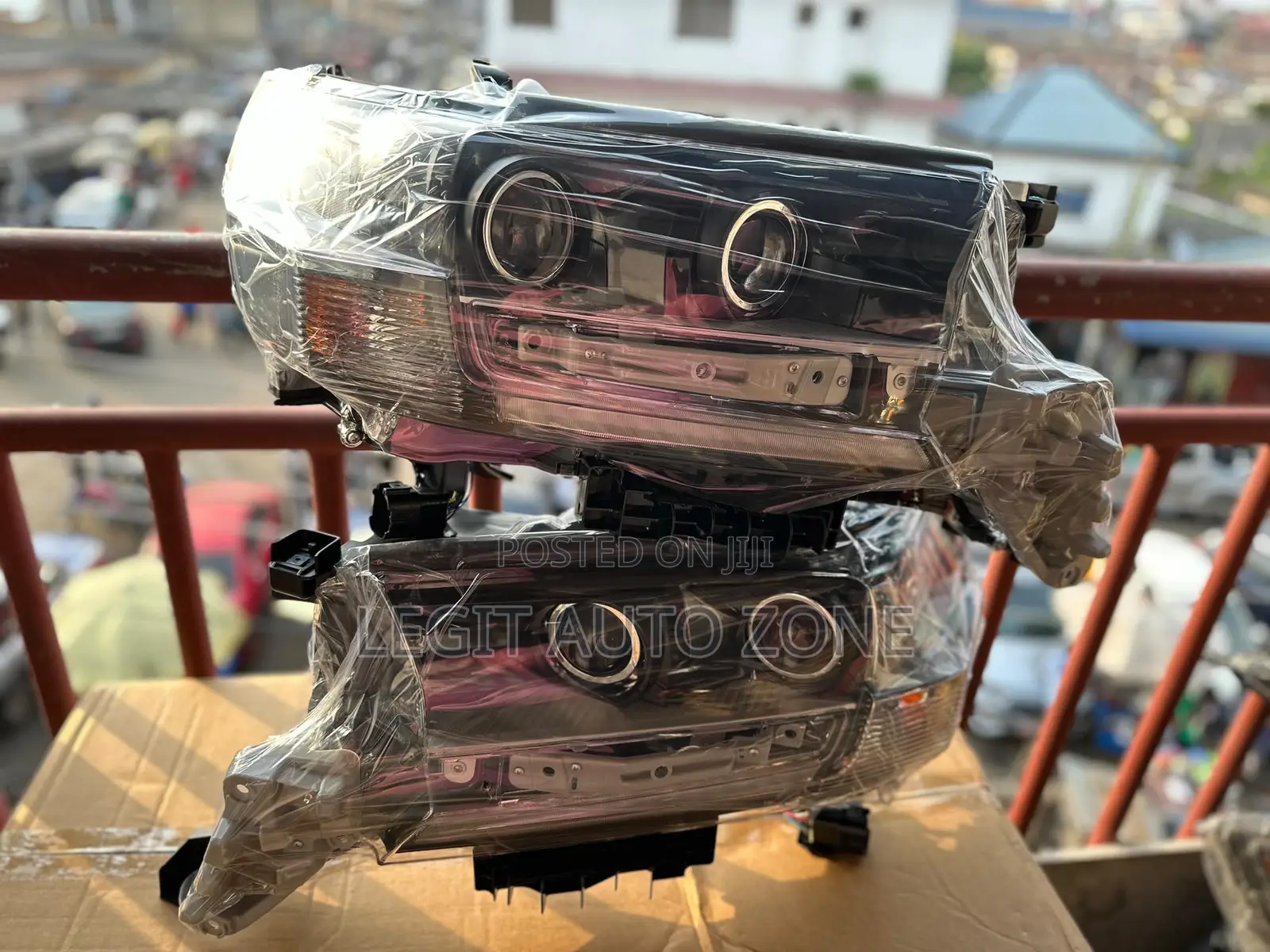 Toyota Land Cruiser 2018,2019,2020,Headlight Available