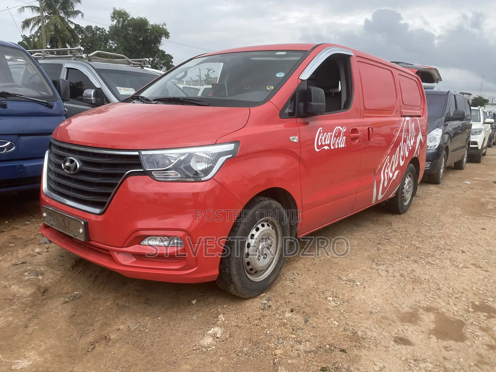 Hyundai Starex 2020 Red