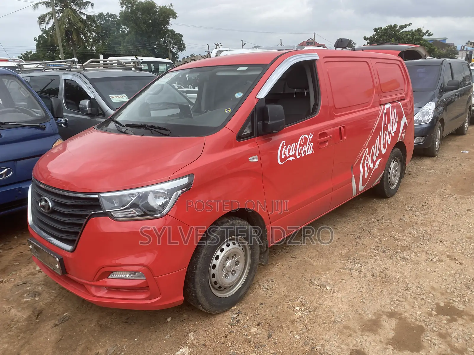 Hyundai Starex 2020 Red